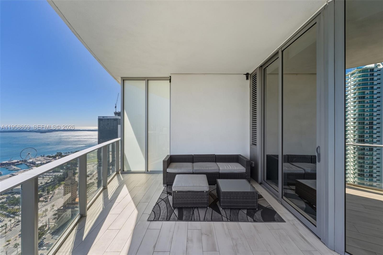 image Paramount Miami Worldcenter35