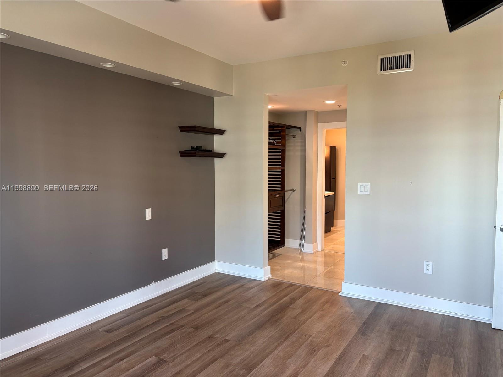 7900 Harbor Is Dr #622 North Bay Village, FL 33141