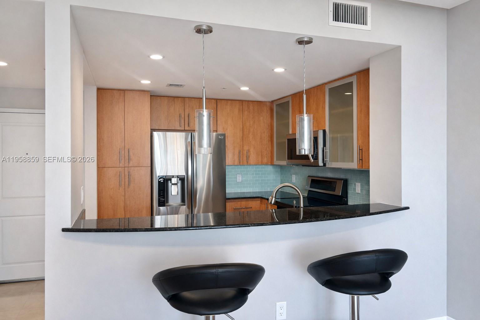 7900 Harbor Is Dr #622 North Bay Village, FL 33141