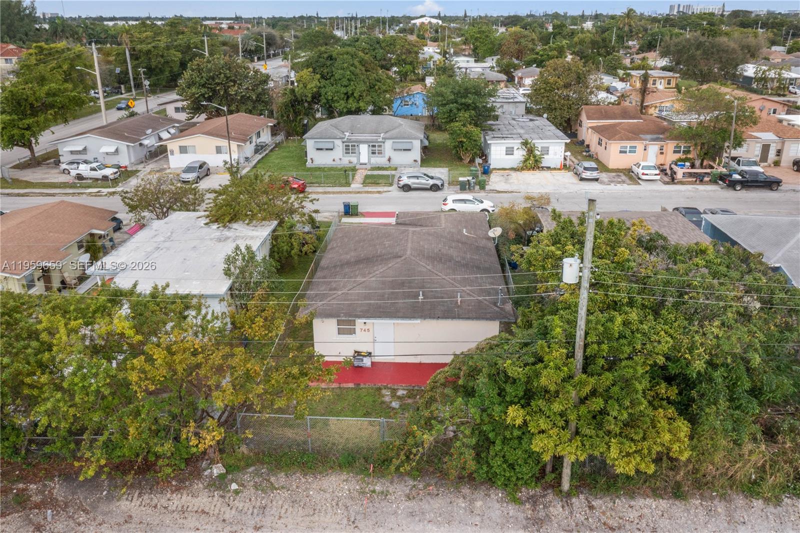 745 NW 3rd Ct Hallandale Beach, FL 33009