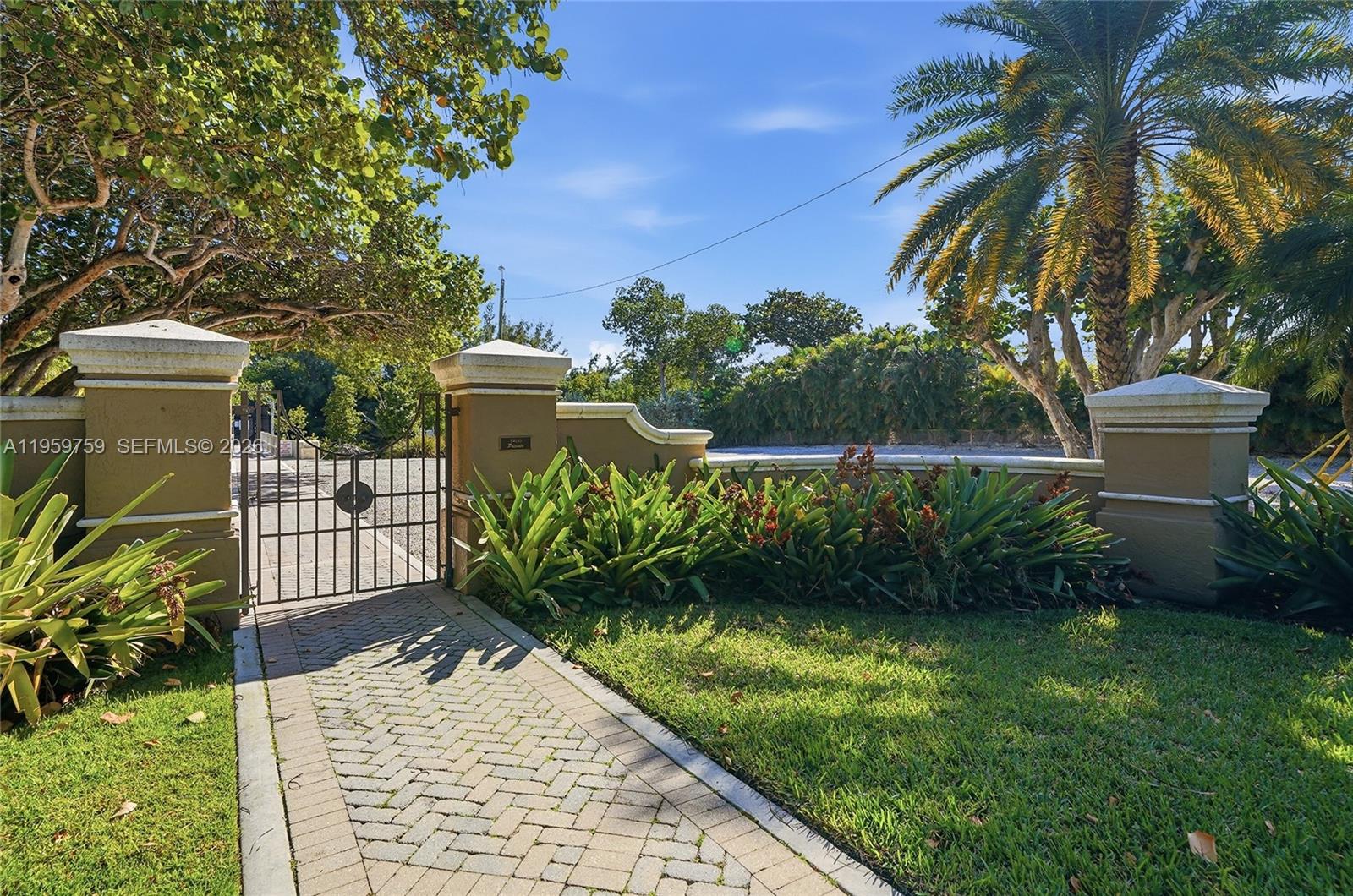 1511 S Ocean Dr Fort Lauderdale, FL 33316