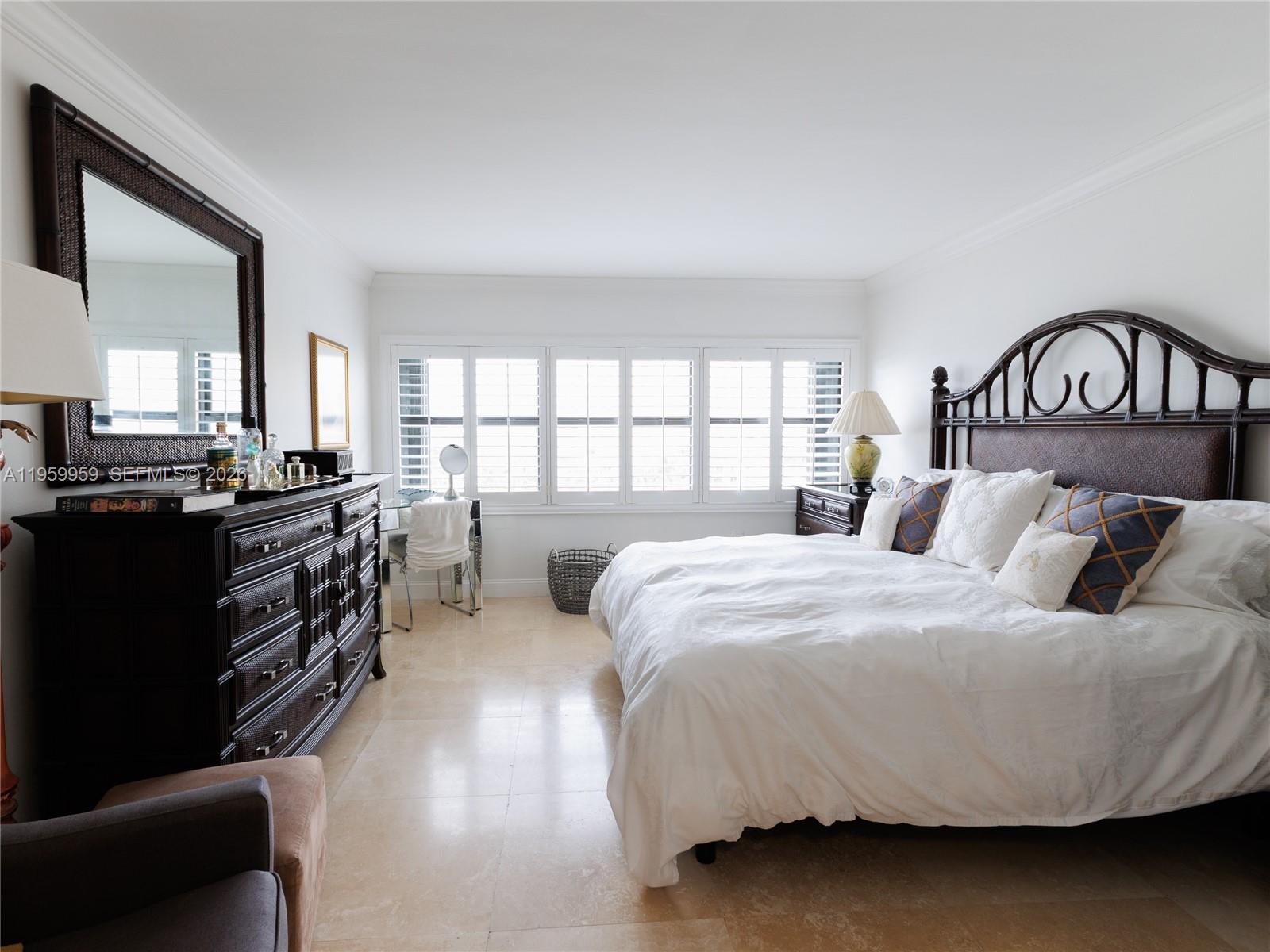 550 Ocean Dr #8B Key Biscayne, FL 33149