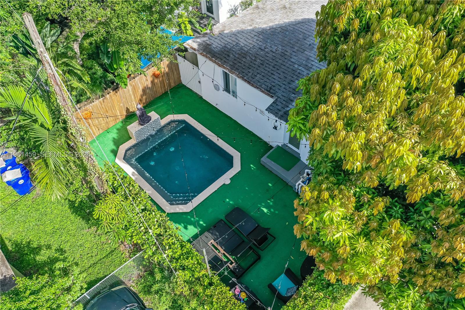 7 NE 50th St Miami, FL 33137