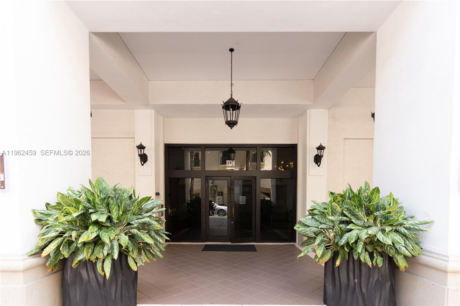 image Ten Aragon Condo7