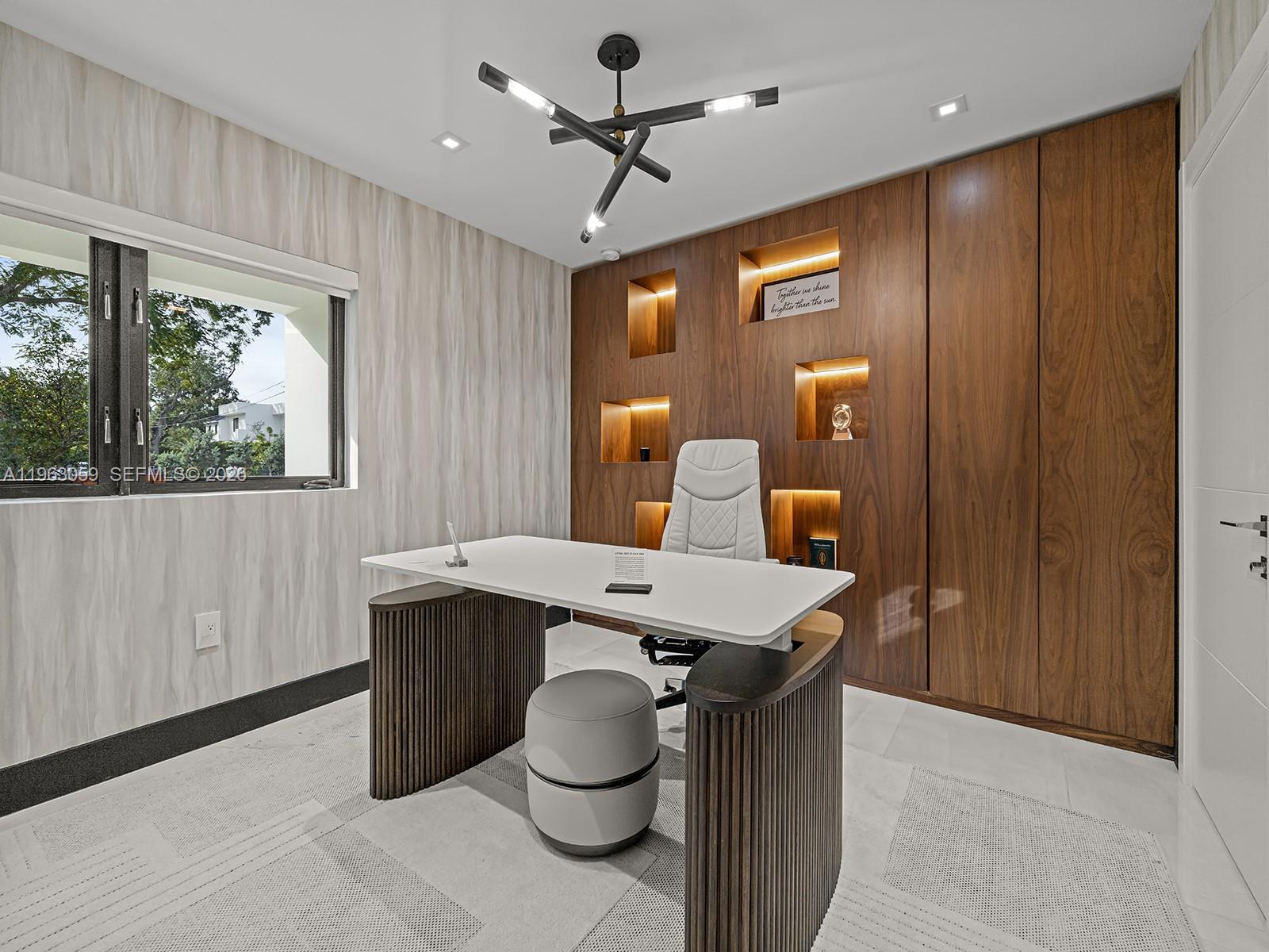 7701 SW 50th Ct Miami, FL 33143