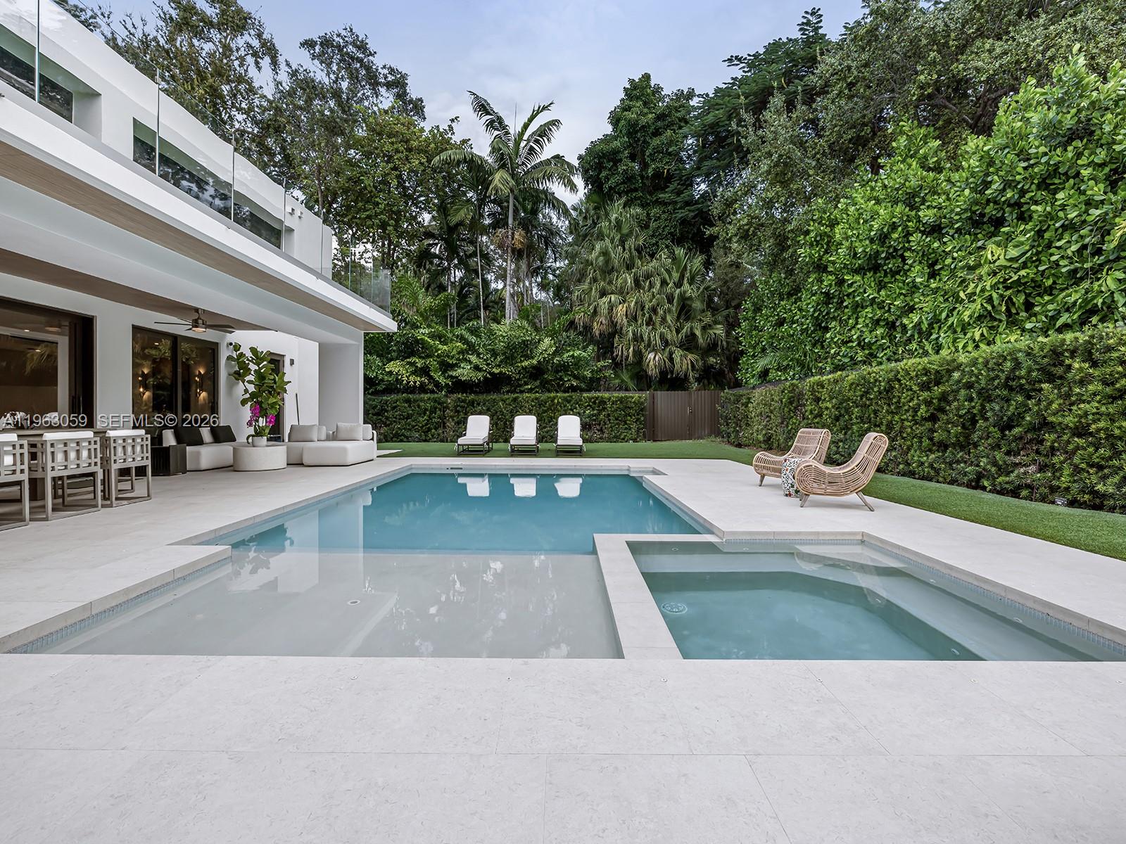 7701 SW 50th Ct Miami, FL 33143