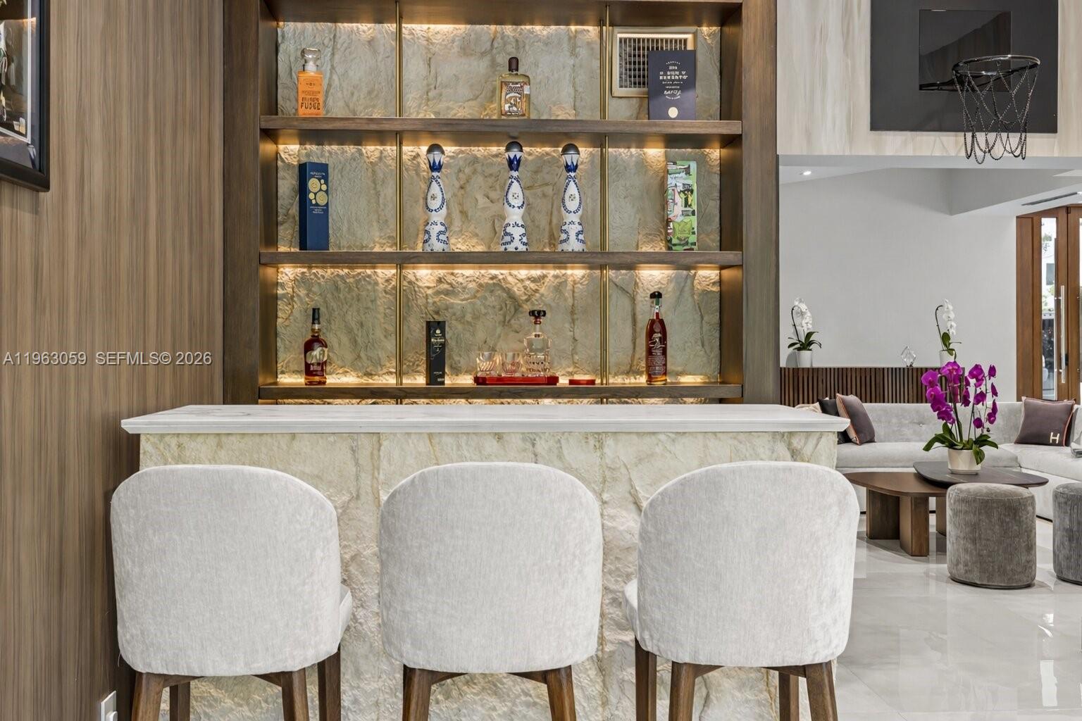 7701 SW 50th Ct Miami, FL 33143