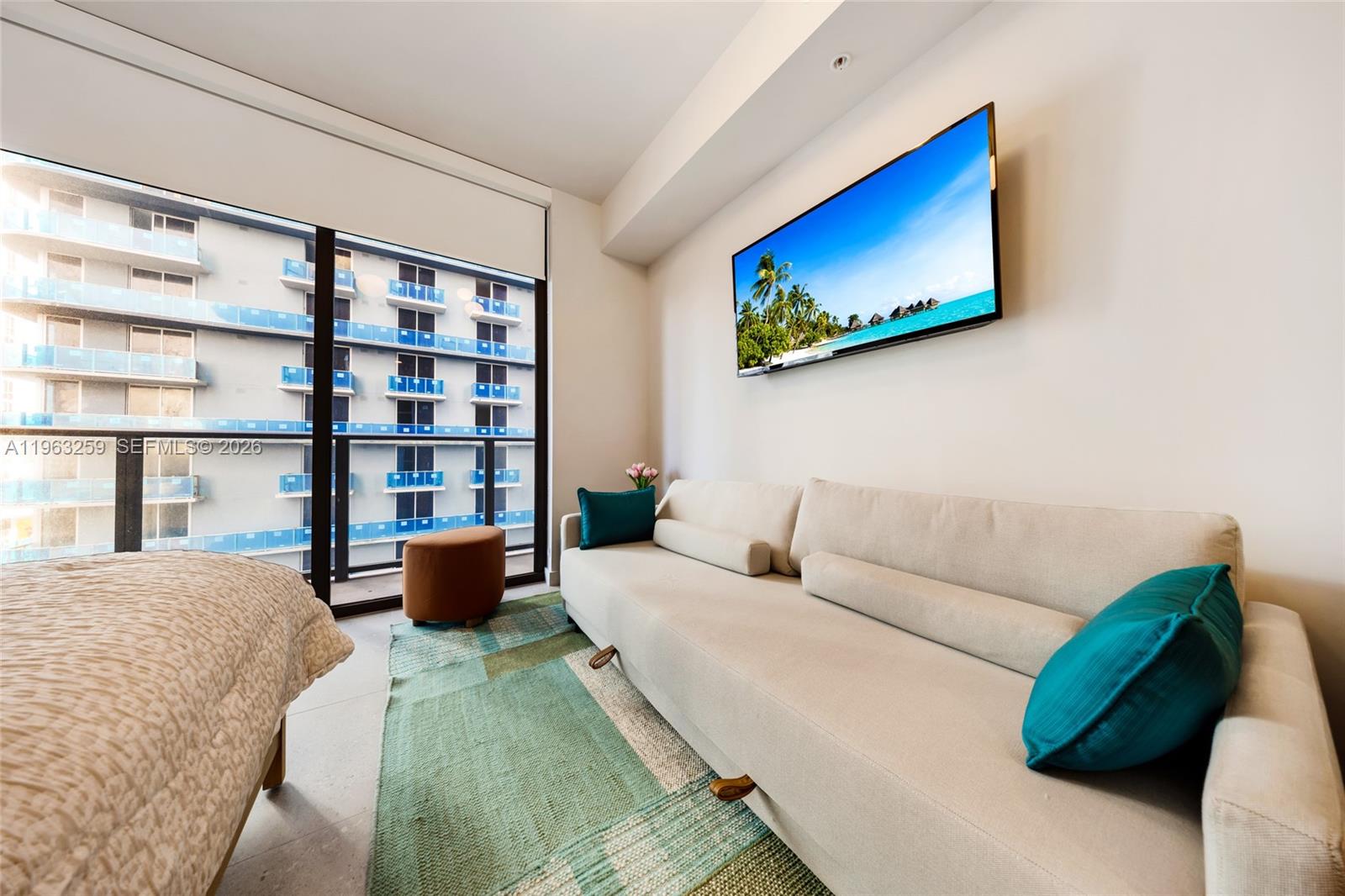 image The Crosby Miami Worldcenter14