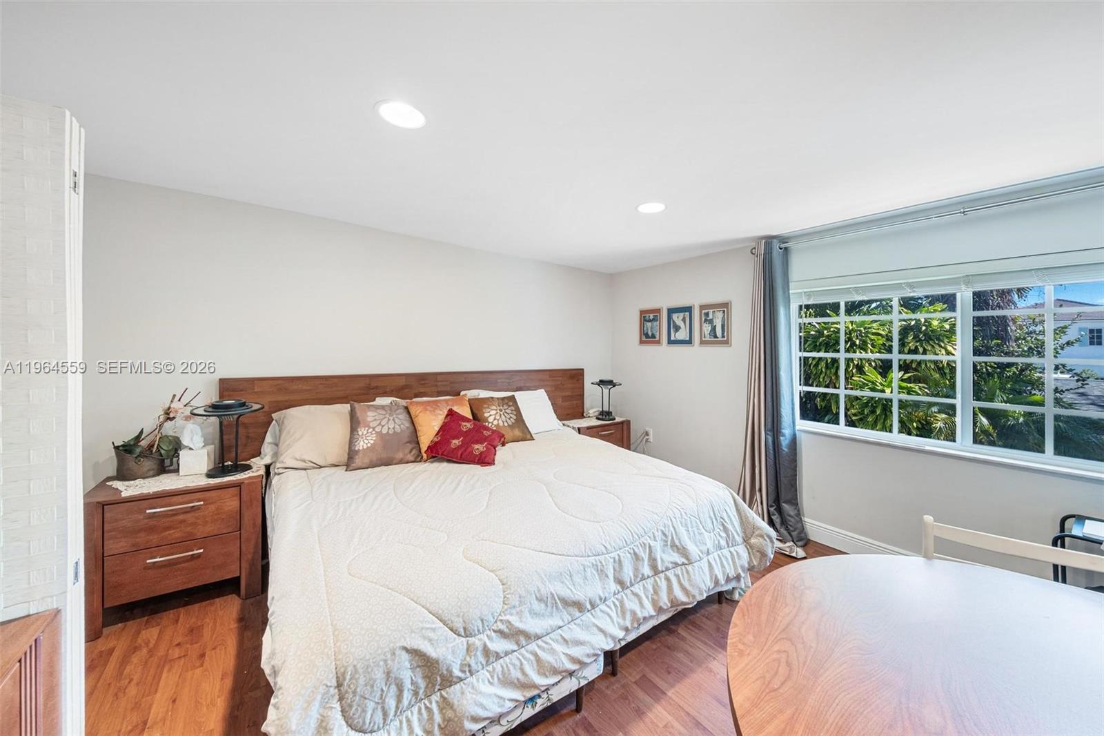 5990 SW 83rd St South Miami, FL 33143