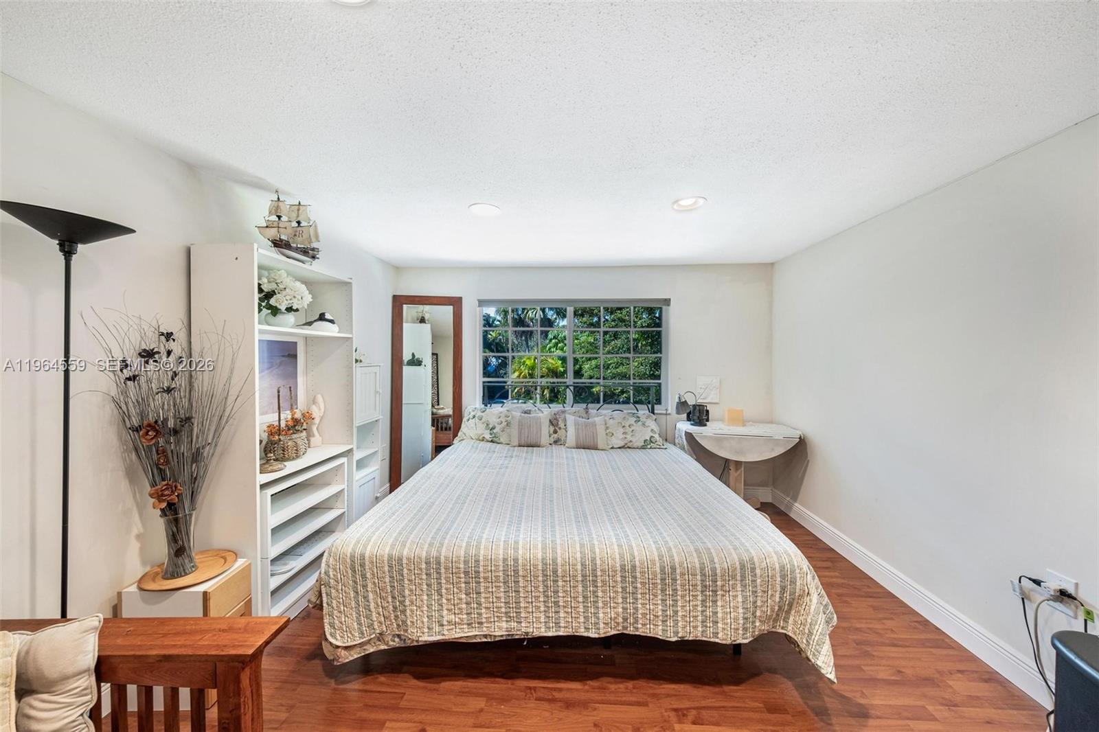 5990 SW 83rd St South Miami, FL 33143