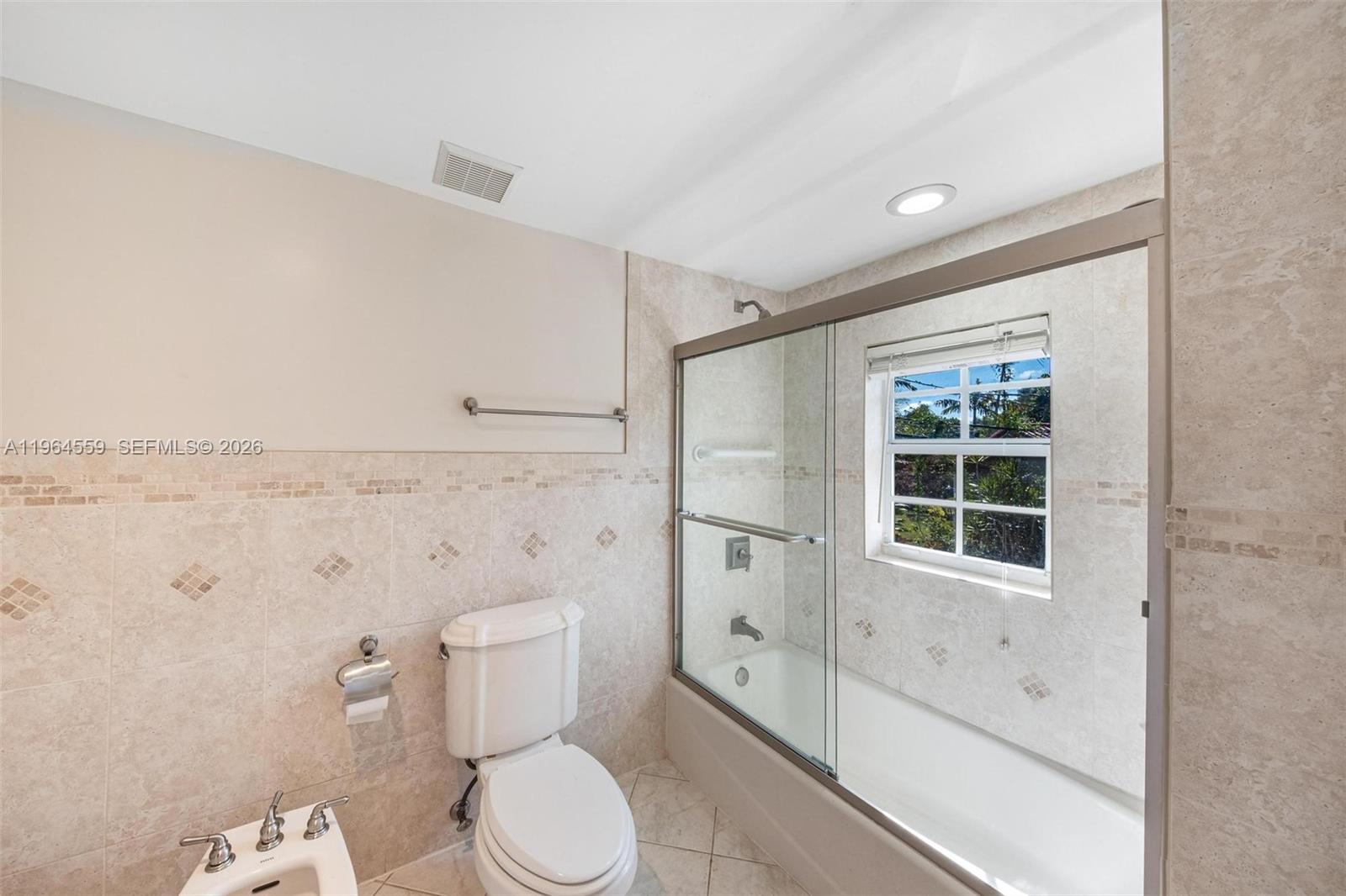 5990 SW 83rd St South Miami, FL 33143