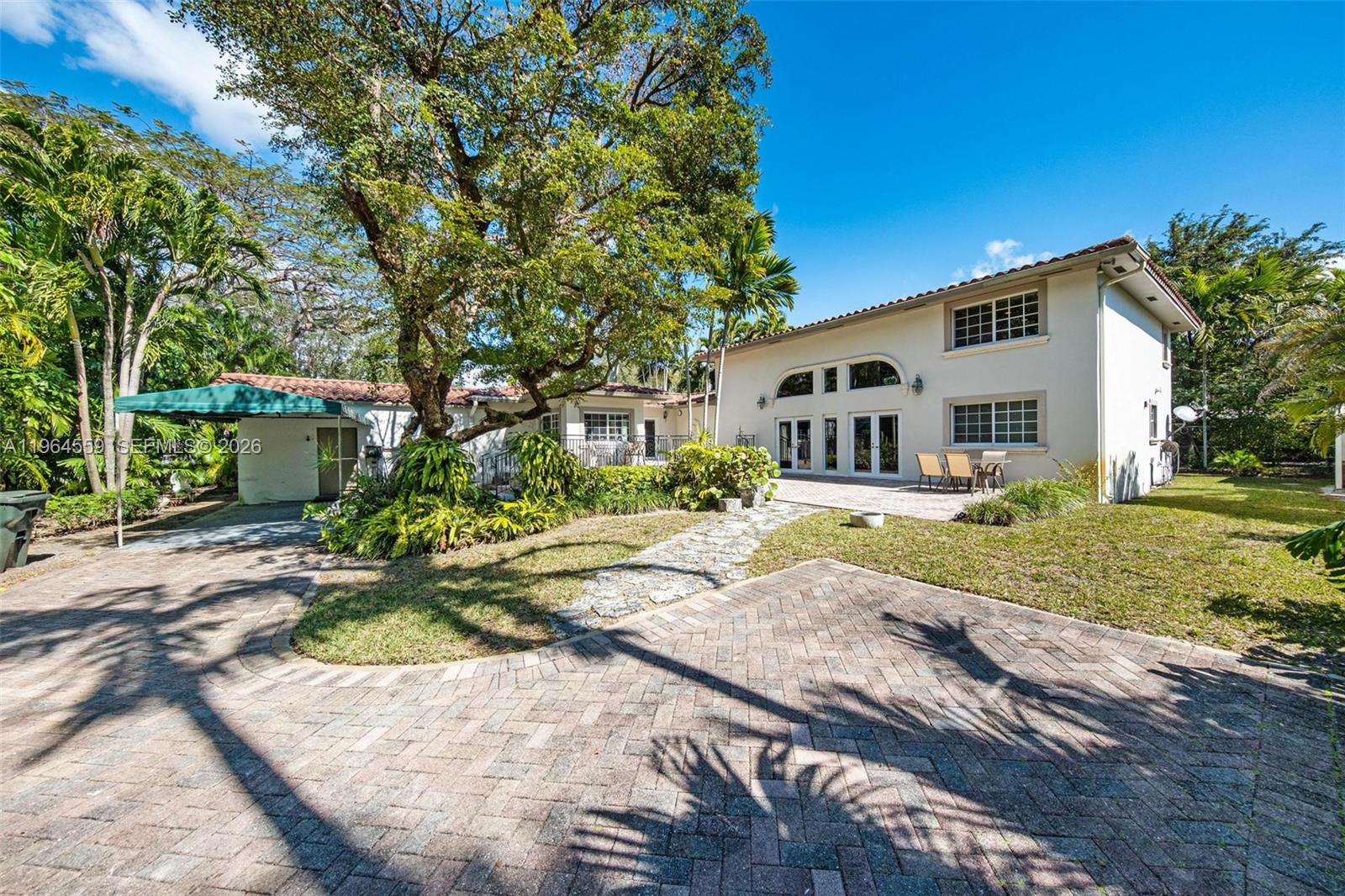 5990 SW 83rd St South Miami, FL 33143