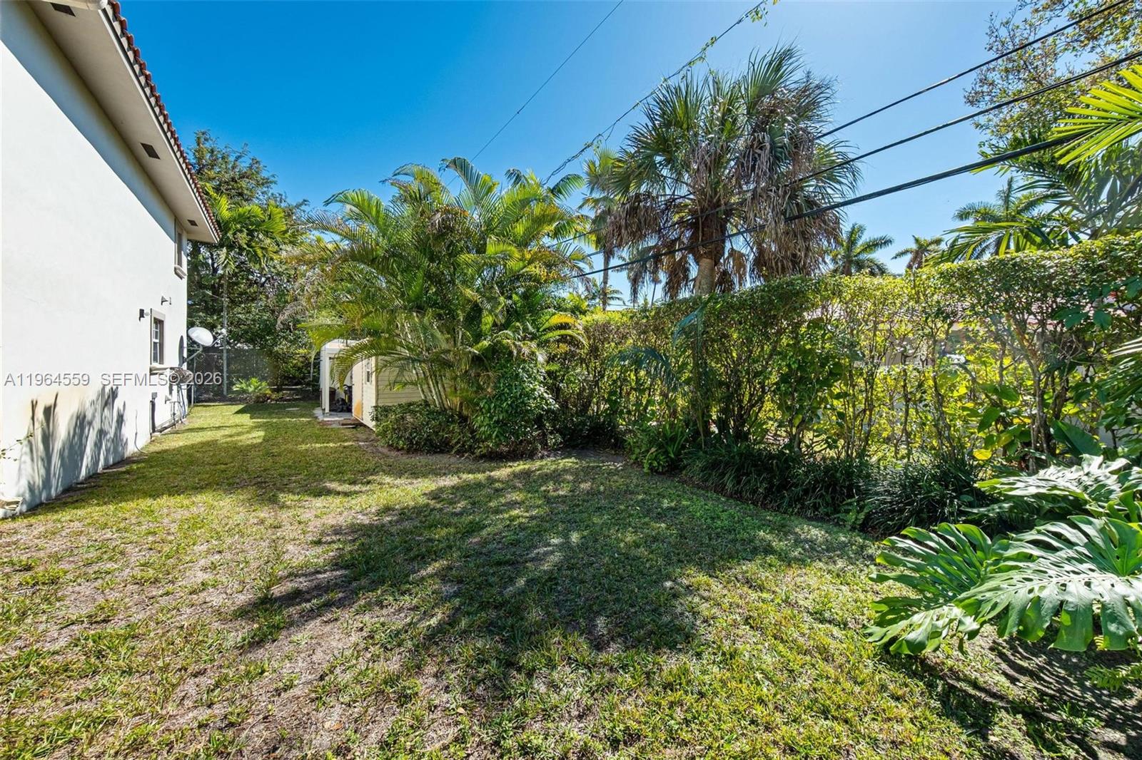 5990 SW 83rd St South Miami, FL 33143