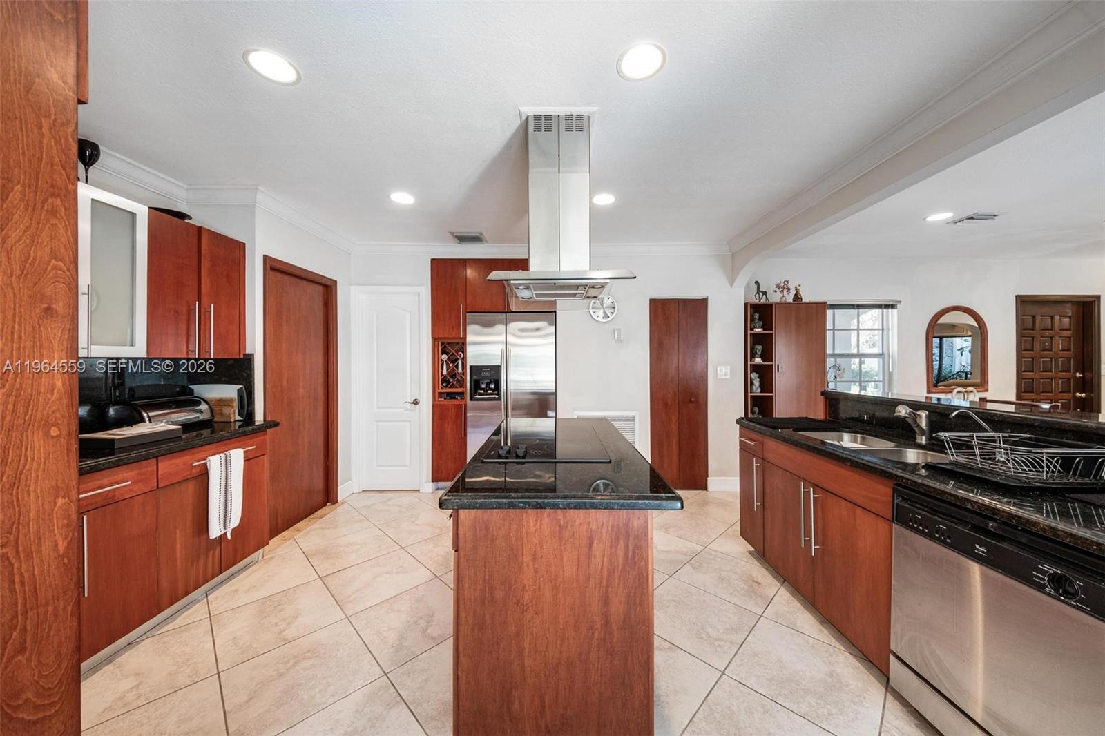 5990 SW 83rd St South Miami, FL 33143