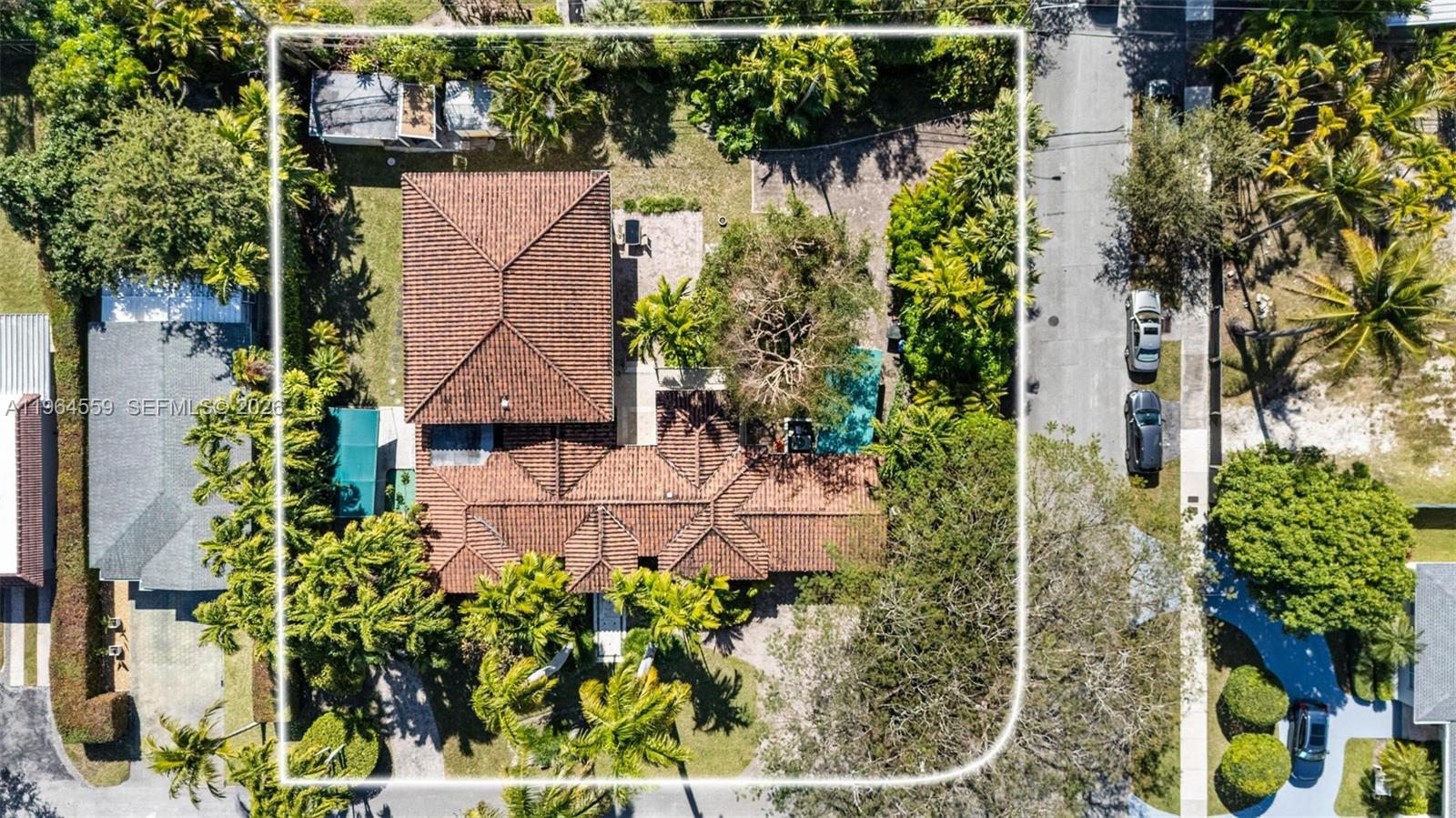 5990 SW 83rd St South Miami, FL 33143