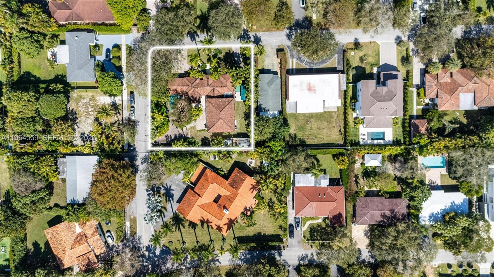 5990 SW 83rd St South Miami, FL 33143