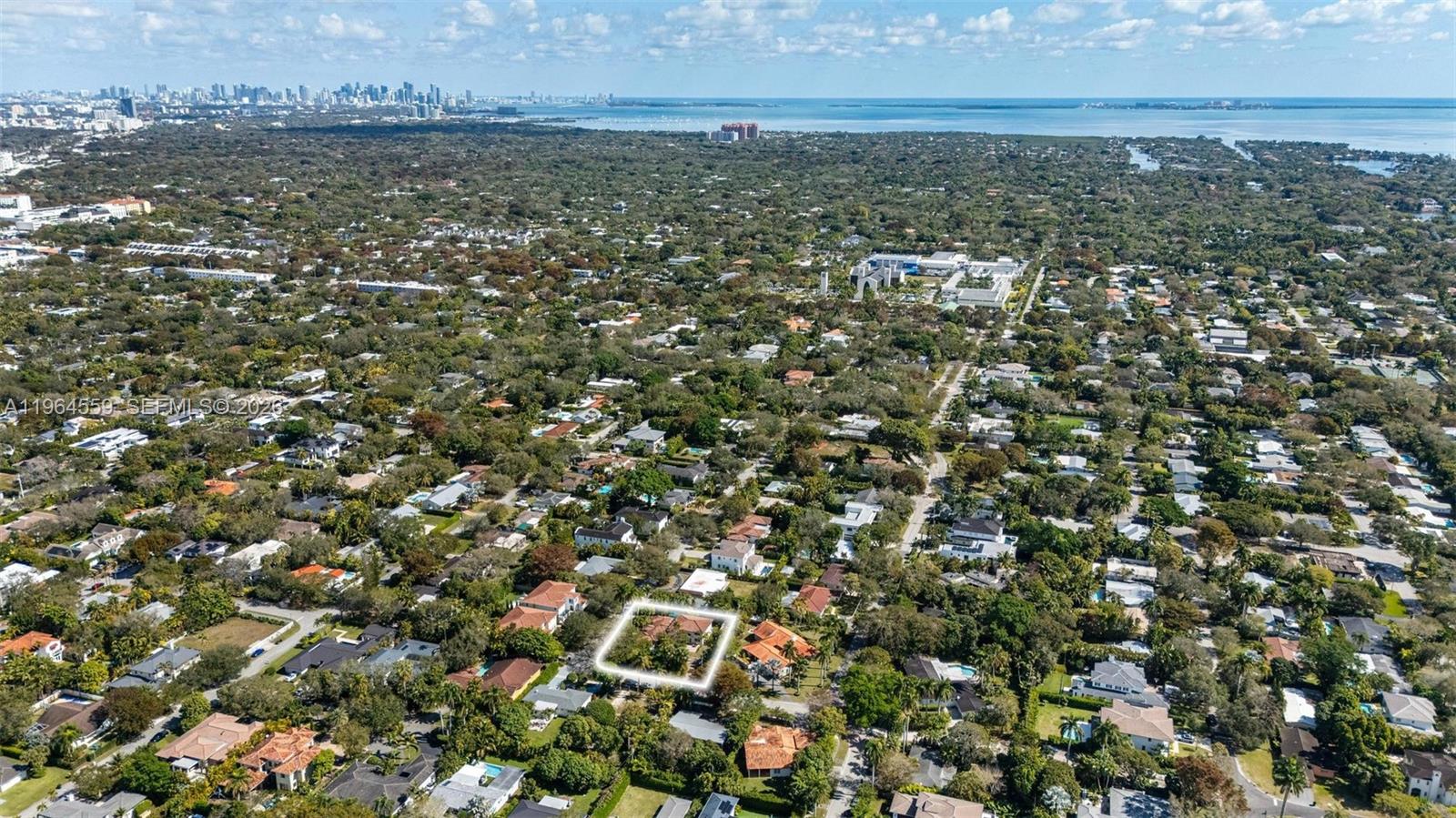 5990 SW 83rd St South Miami, FL 33143