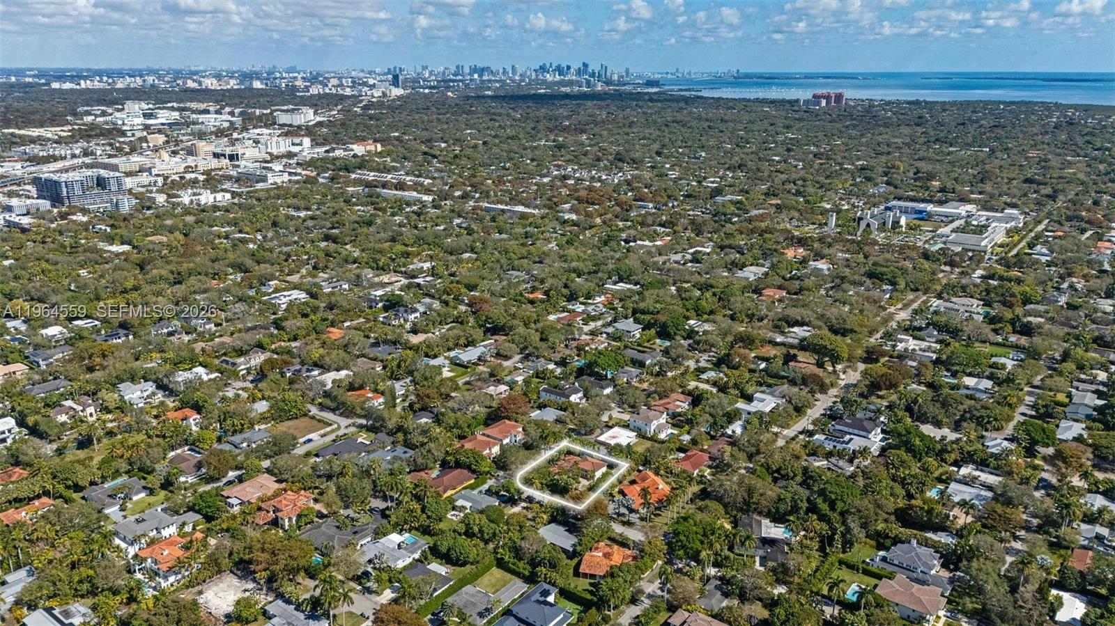 5990 SW 83rd St South Miami, FL 33143