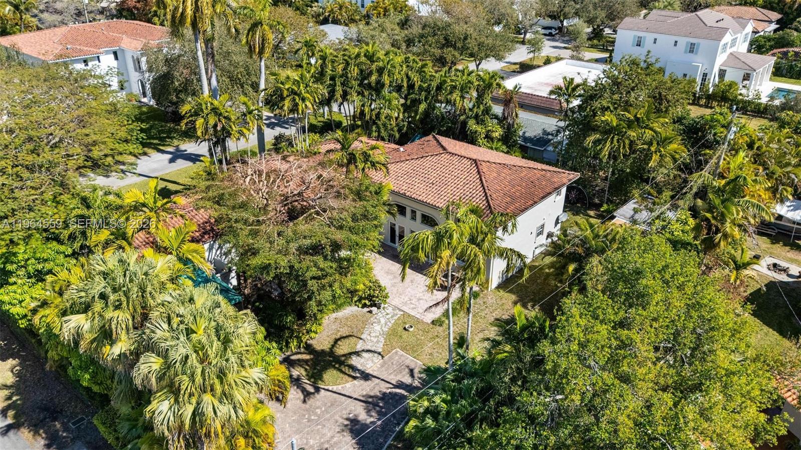 5990 SW 83rd St South Miami, FL 33143