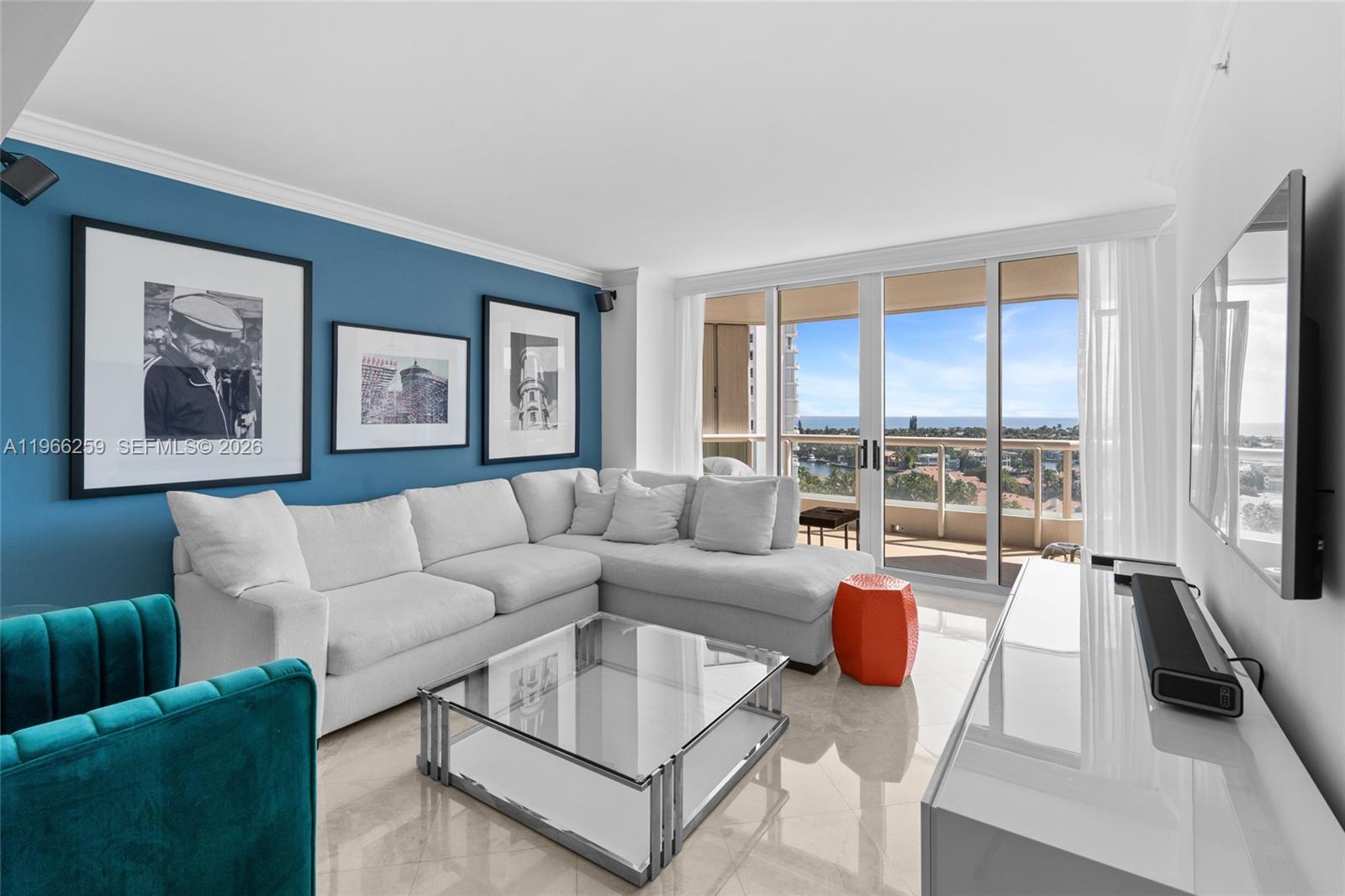 21055 Yacht Clb Dr #1210