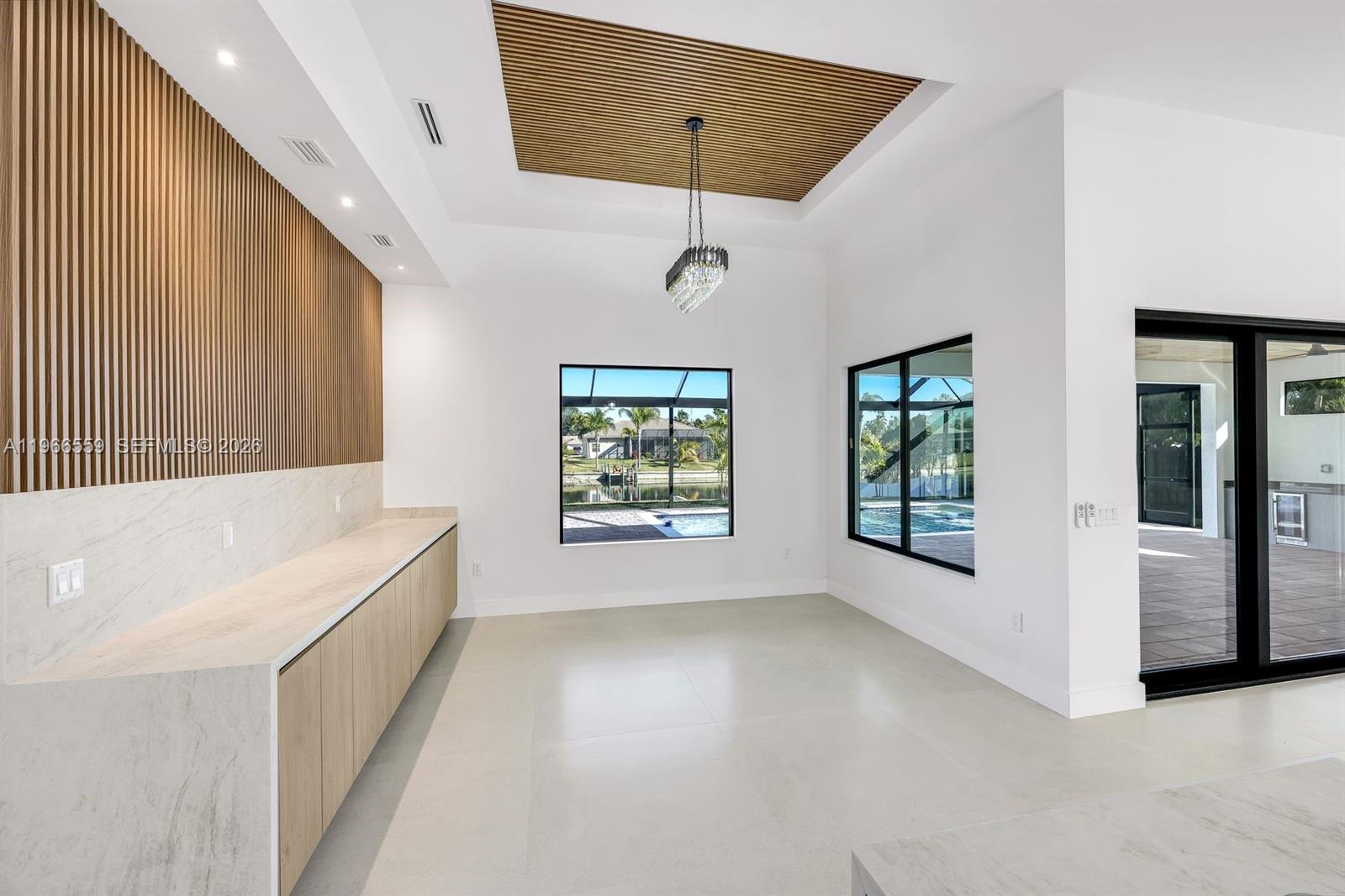 141 Se 21st St Cape Coral, FL 33909