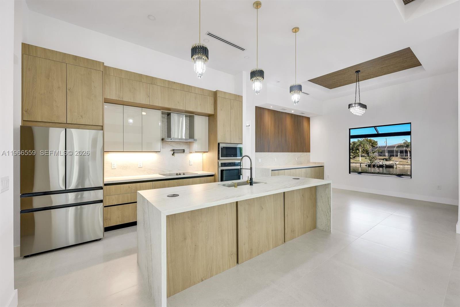 141 Se 21st St Cape Coral, FL 33909