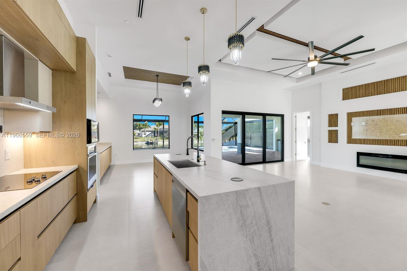 141 Se 21st St Cape Coral, FL 33909