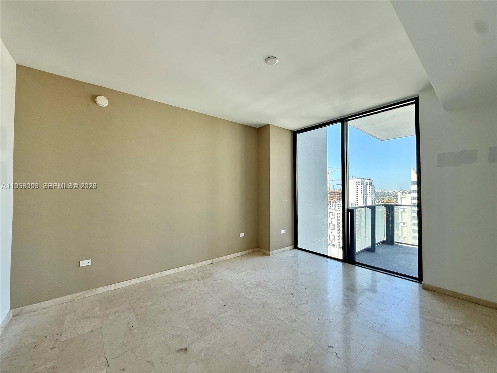 88 SW 7th St #1808 Miami, FL 33130