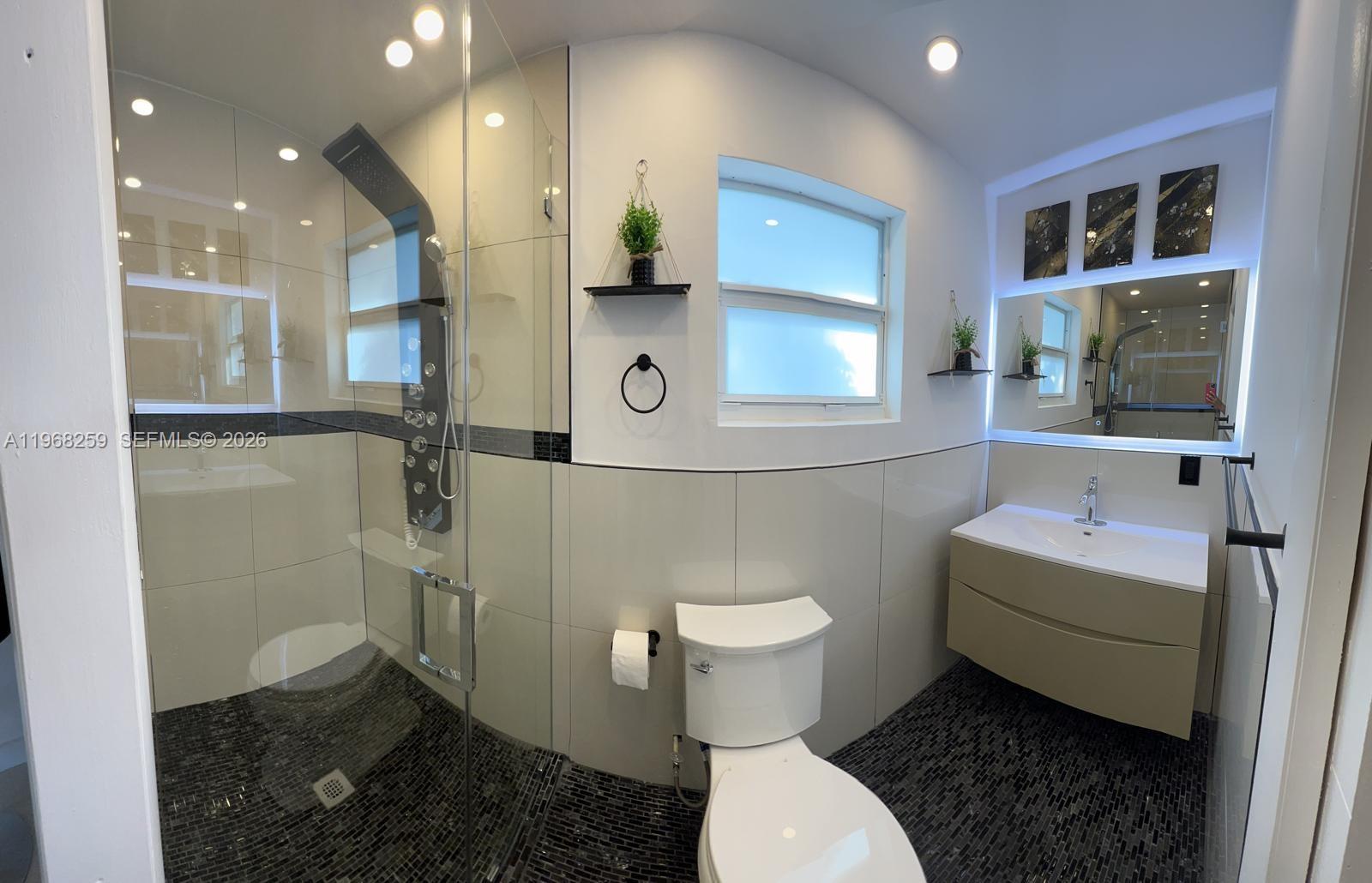 3121 SW 21st Ter Miami, FL 33145