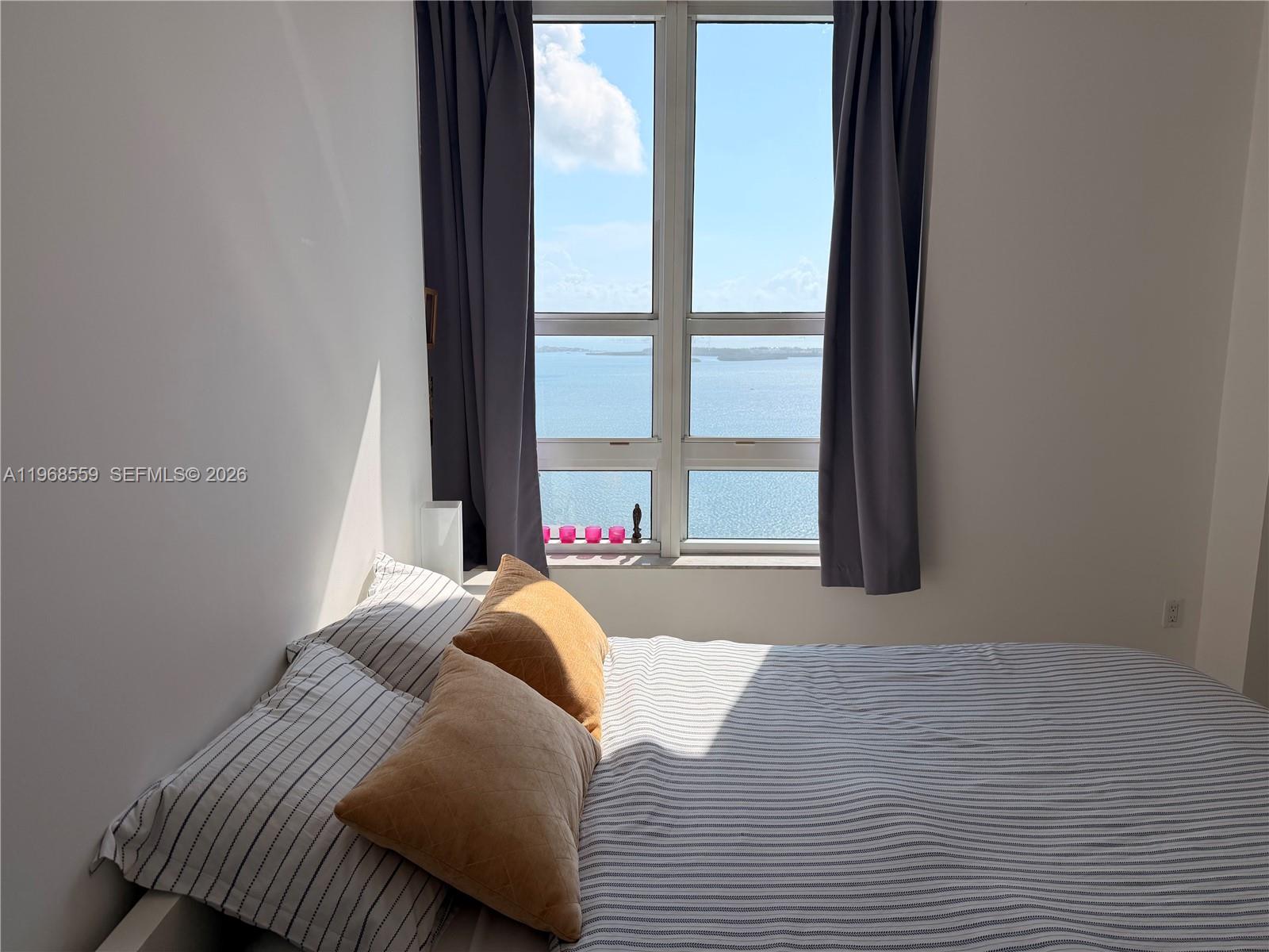 image The Plaza on Brickell West11