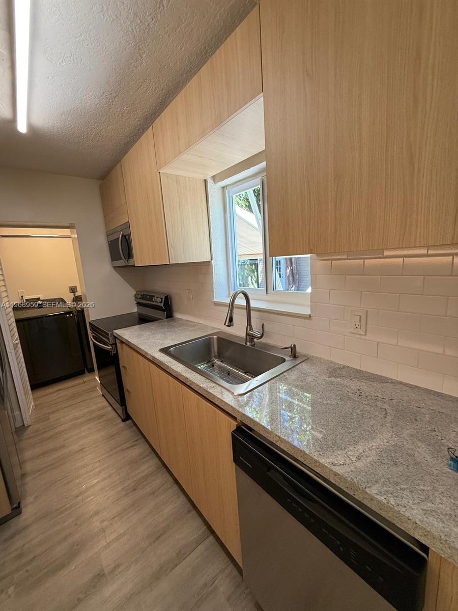 235 NE 46th St Miami, FL 33137