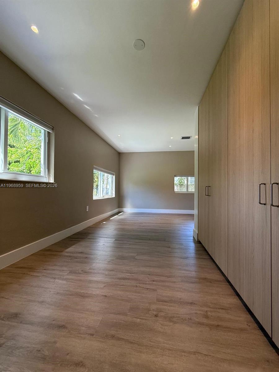 235 NE 46th St Miami, FL 33137