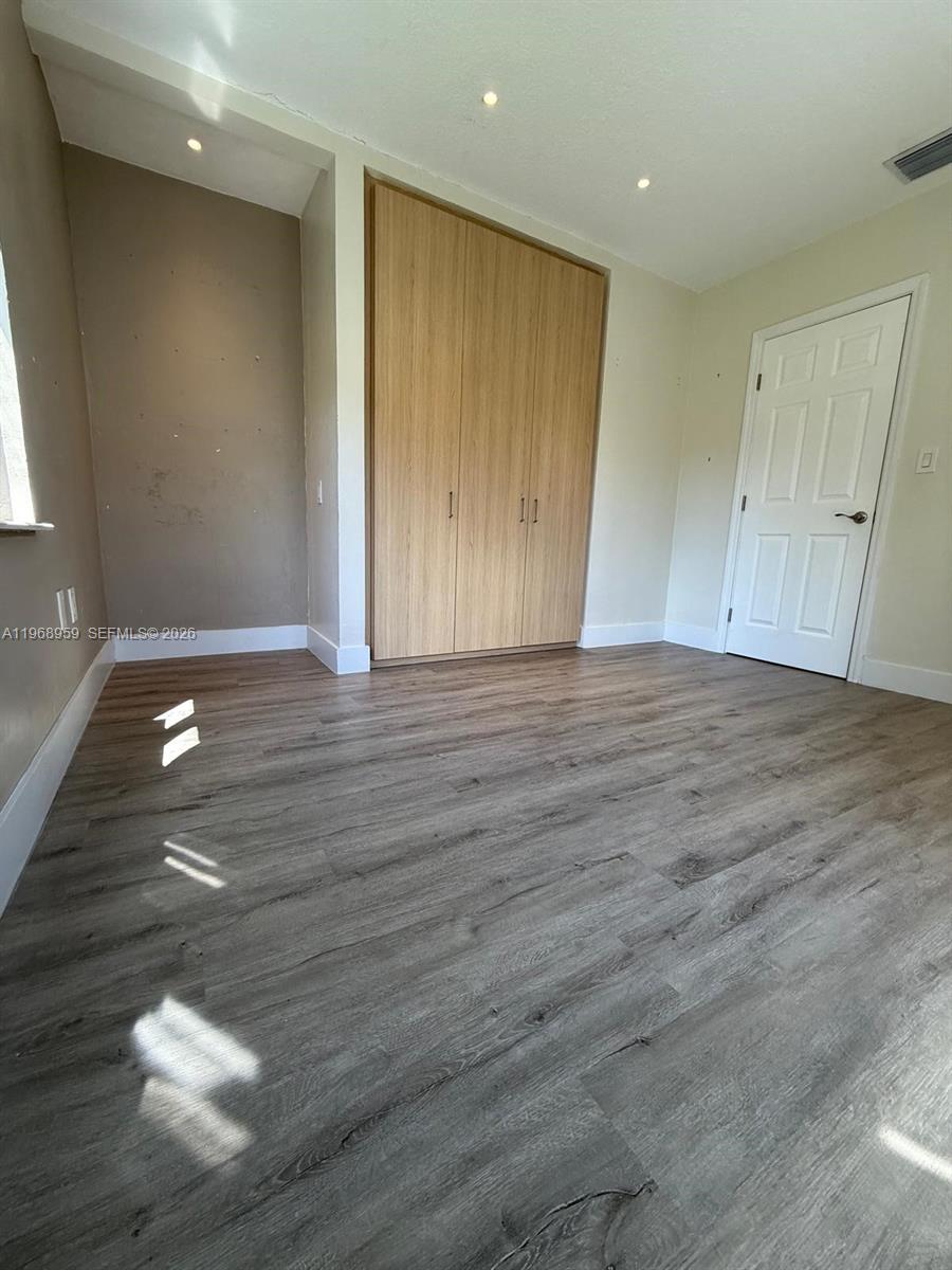 235 NE 46th St Miami, FL 33137