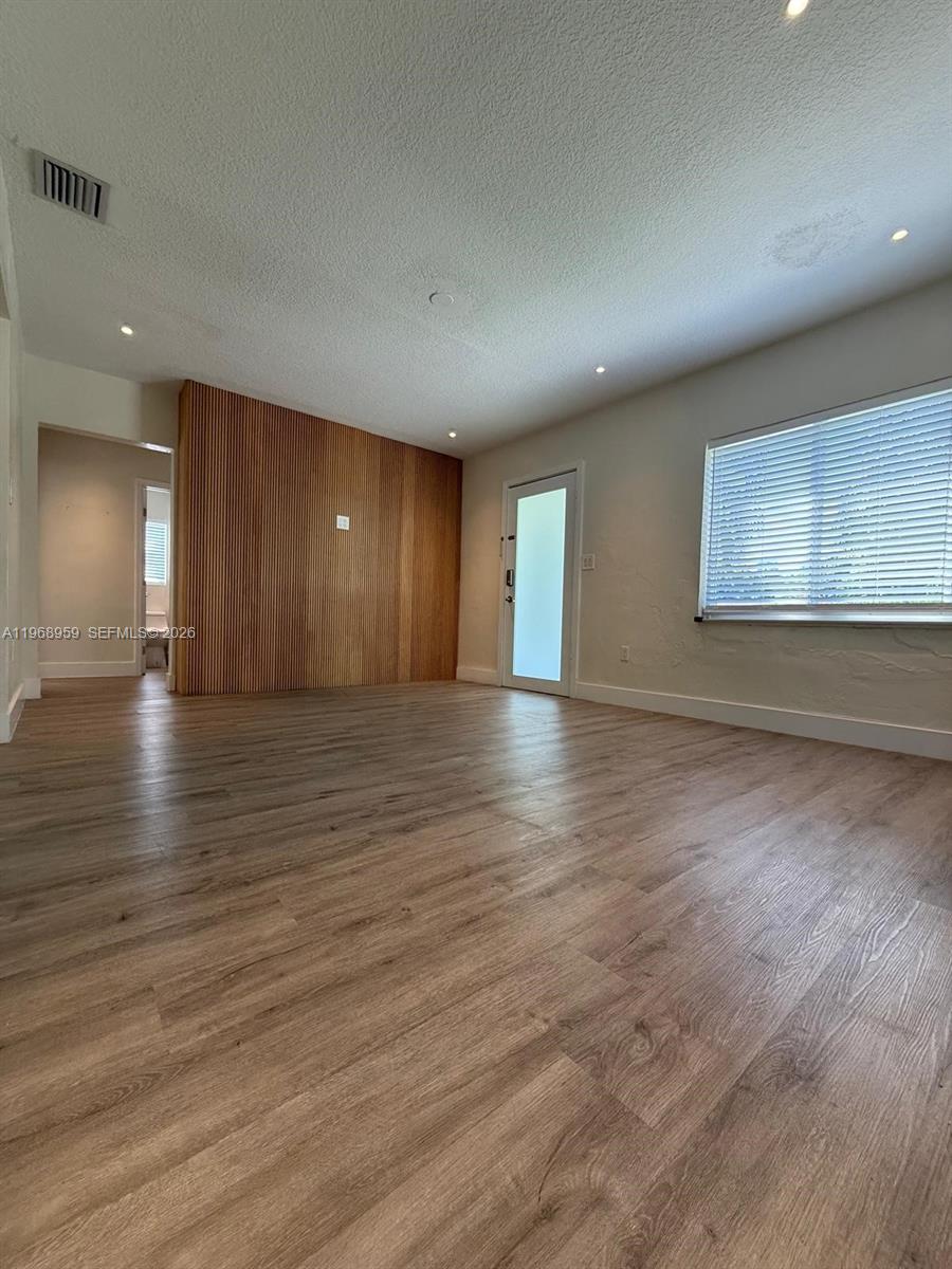 235 NE 46th St Miami, FL 33137