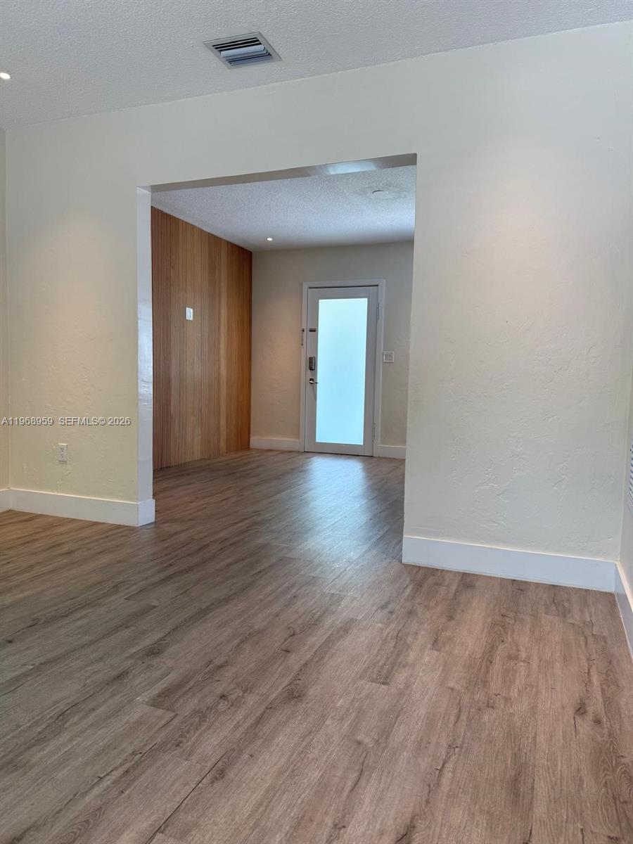 235 NE 46th St Miami, FL 33137