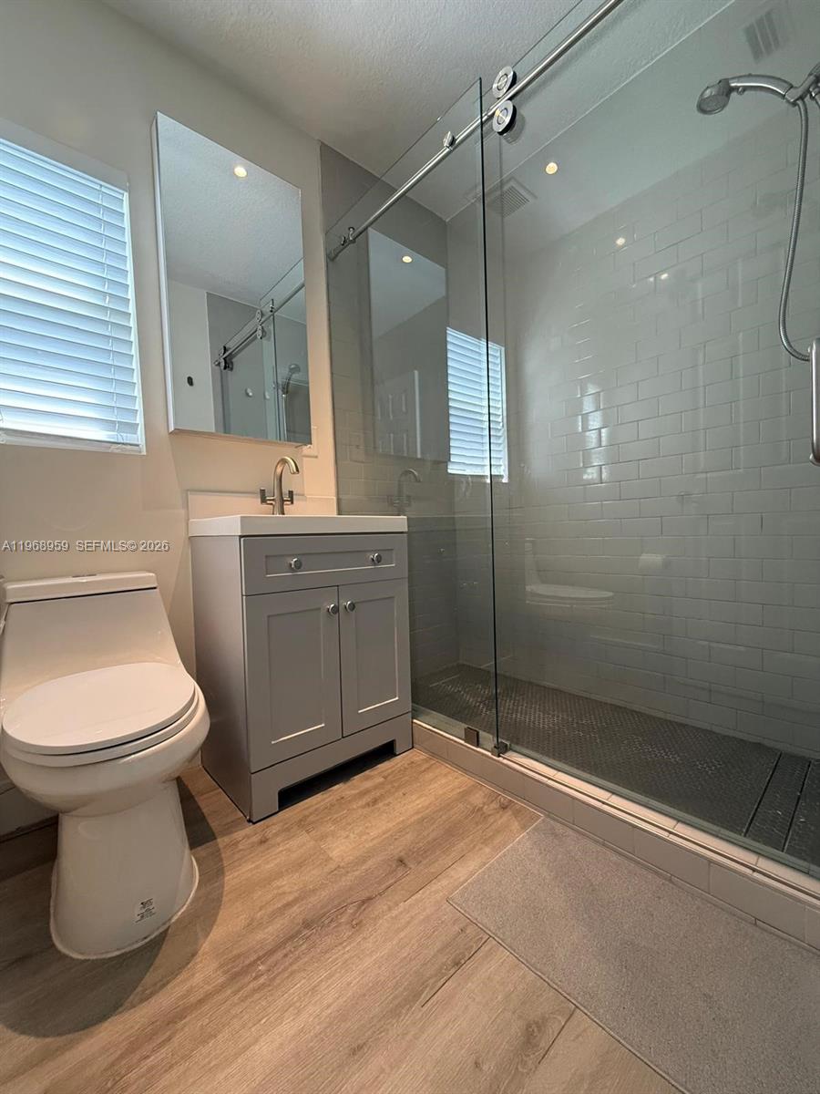 235 NE 46th St Miami, FL 33137