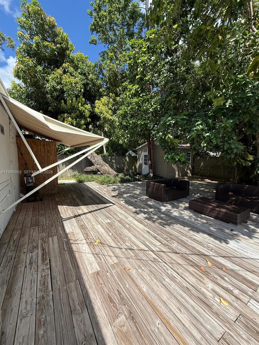 235 NE 46th St Miami, FL 33137