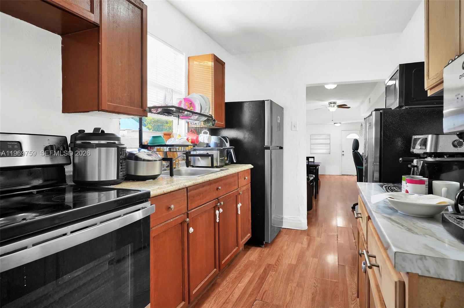 2104 NW 1st Ter Miami, FL 33125