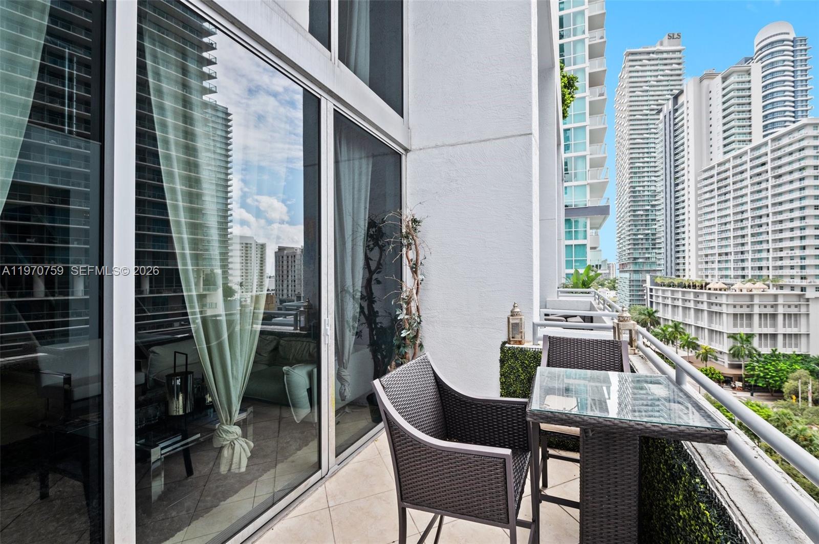 image 1060 Brickell - 105011