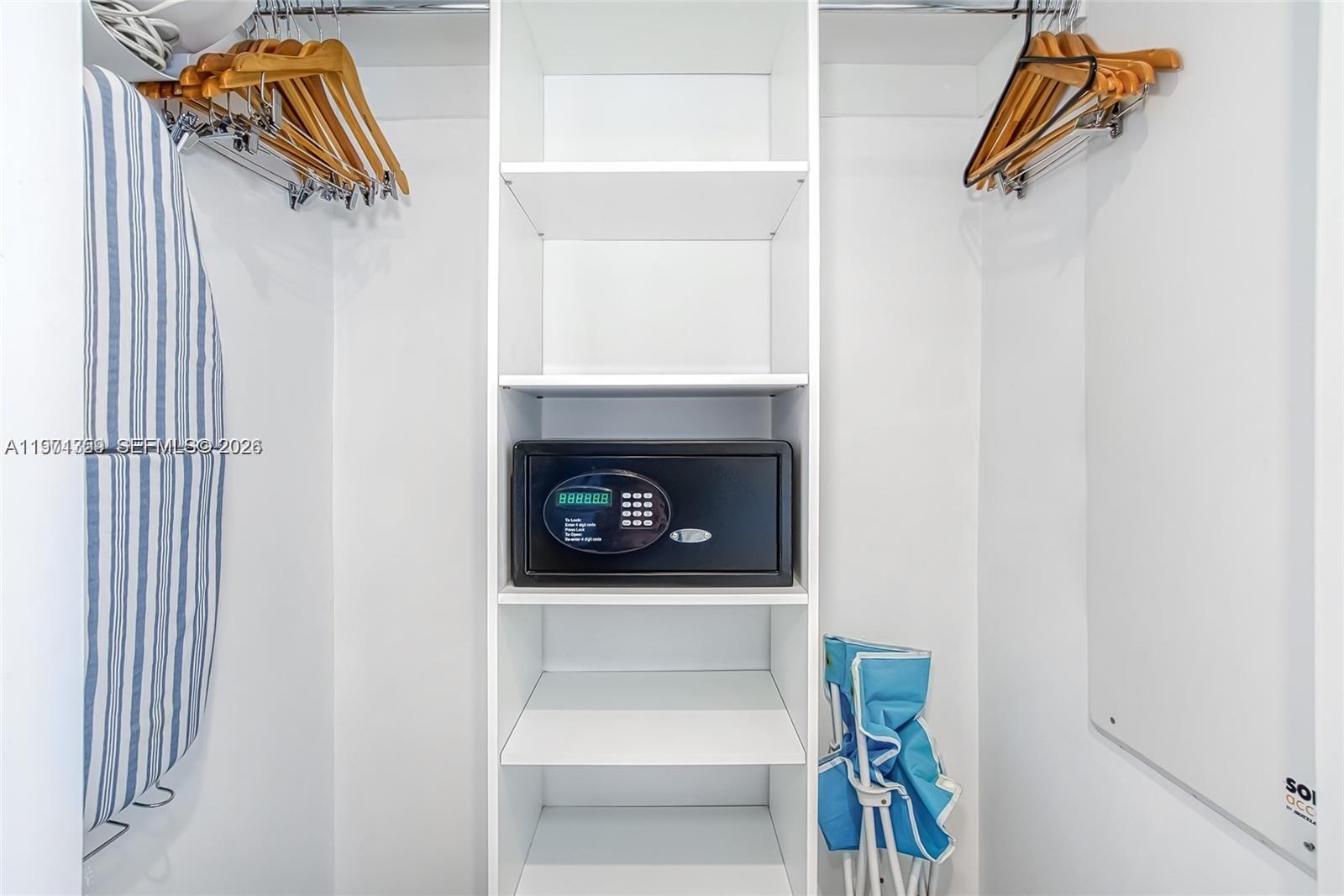 image Beachwalk Condominium32