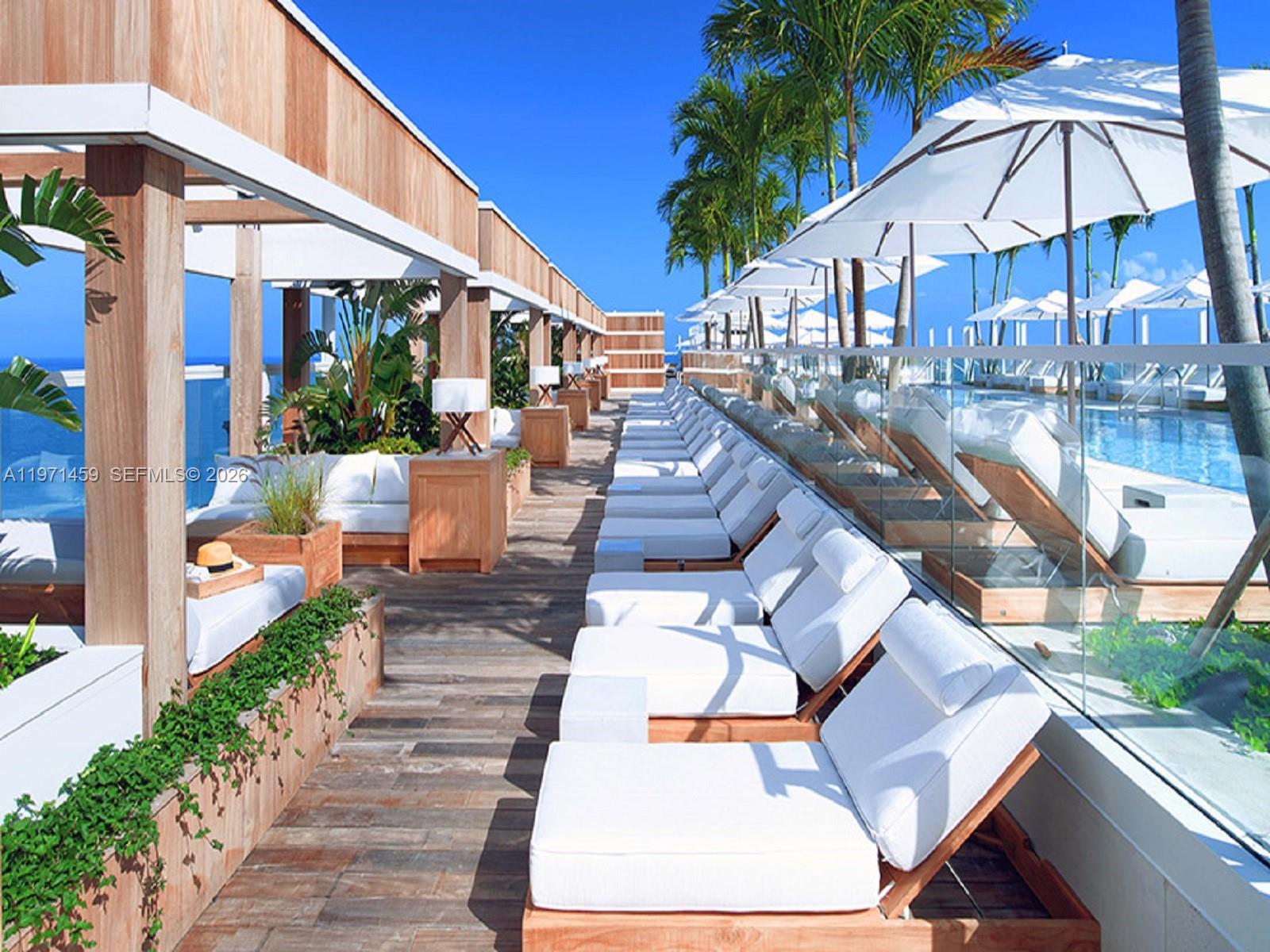 102 24th St #904 Miami Beach, FL 33139