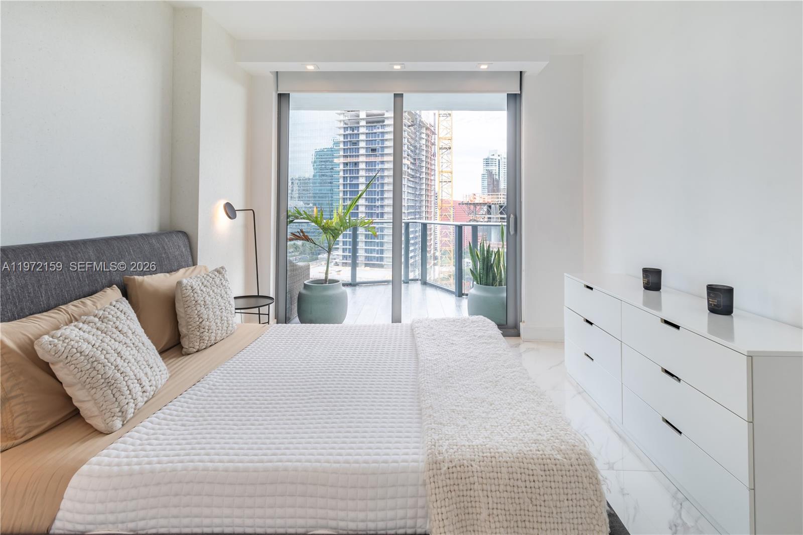 1300 S Miami Ave #2006 Miami, FL 33130