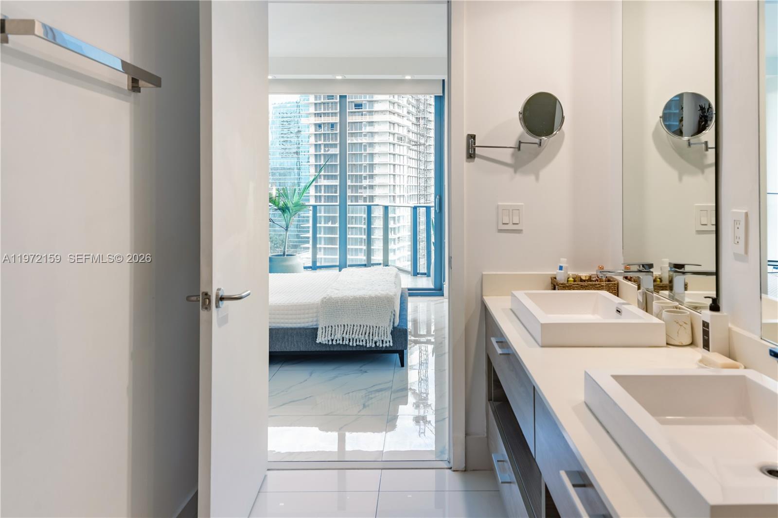 1300 S Miami Ave #2006 Miami, FL 33130