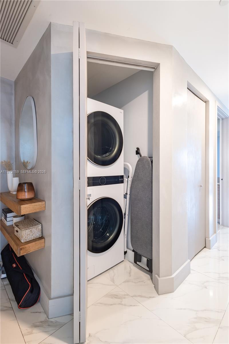 1300 S Miami Ave #2006 Miami, FL 33130