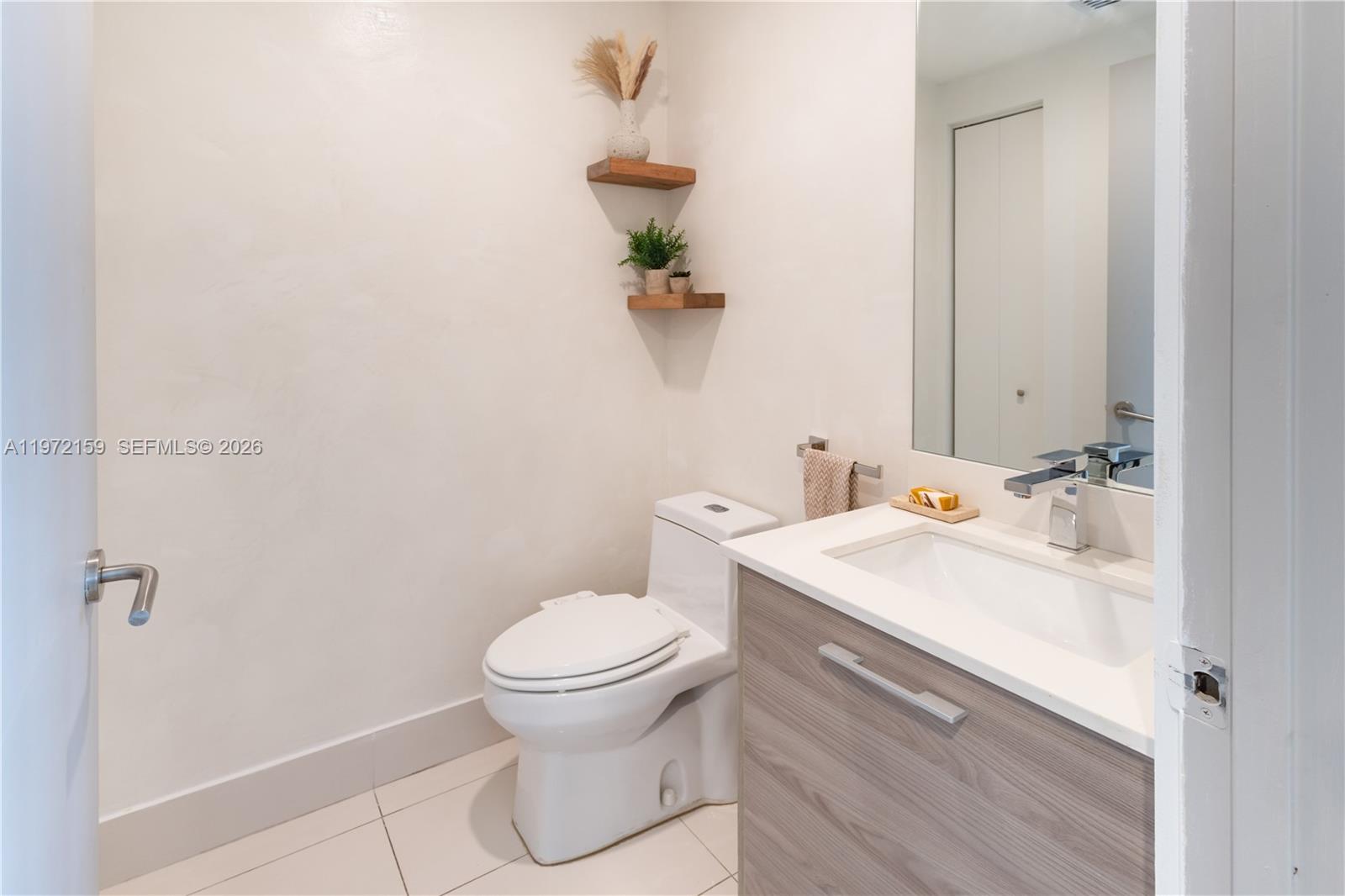 1300 S Miami Ave #2006 Miami, FL 33130