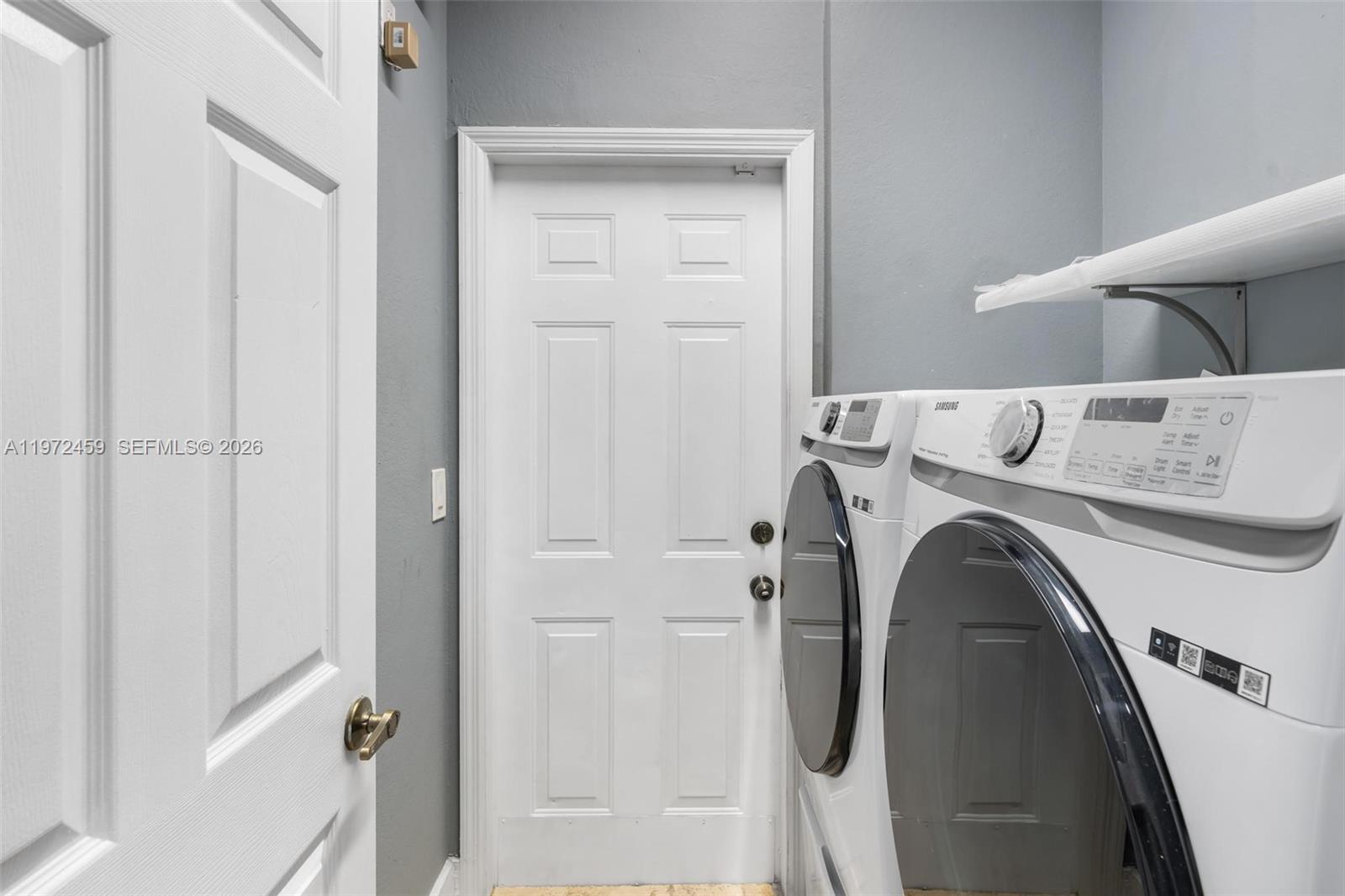 1140 W Bel Aire Dr W #1140 Pembroke Pines, FL 33027