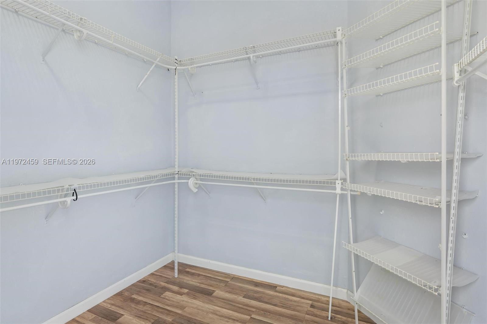 1140 W Bel Aire Dr W #1140 Pembroke Pines, FL 33027