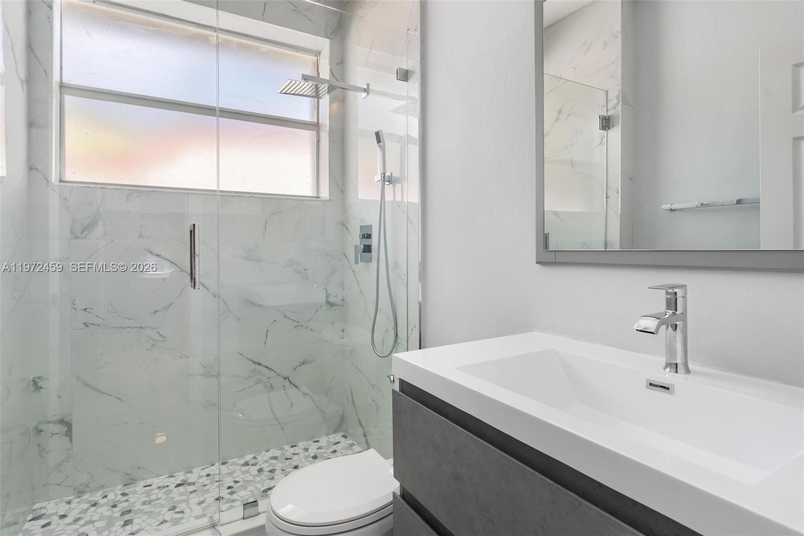 1140 W Bel Aire Dr W #1140 Pembroke Pines, FL 33027