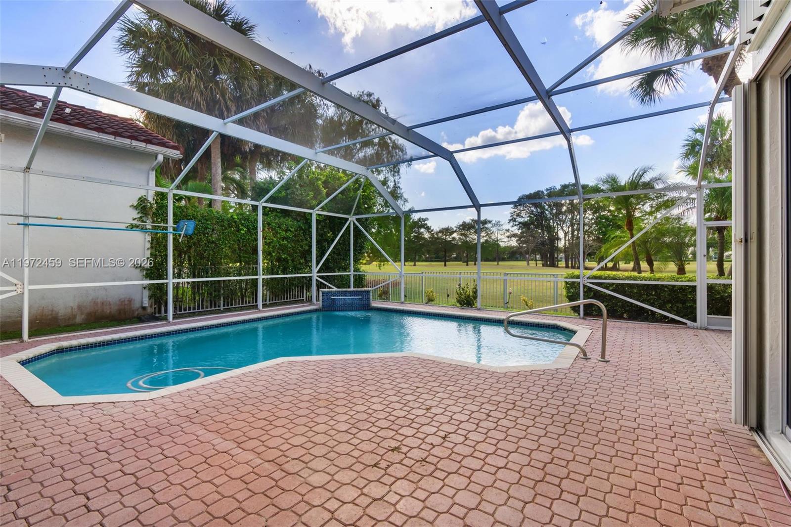 1140 W Bel Aire Dr W #1140 Pembroke Pines, FL 33027