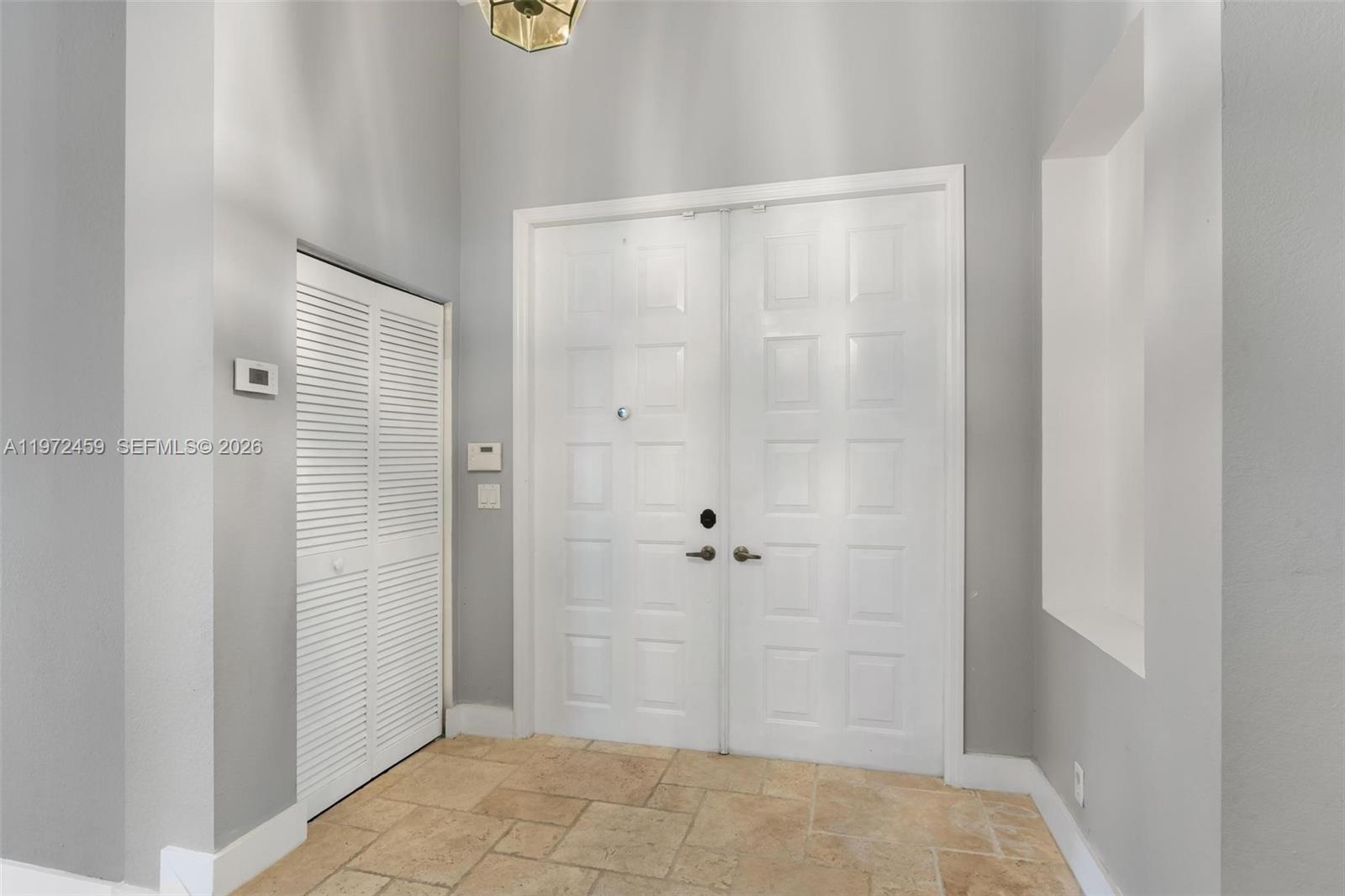 1140 W Bel Aire Dr W #1140 Pembroke Pines, FL 33027